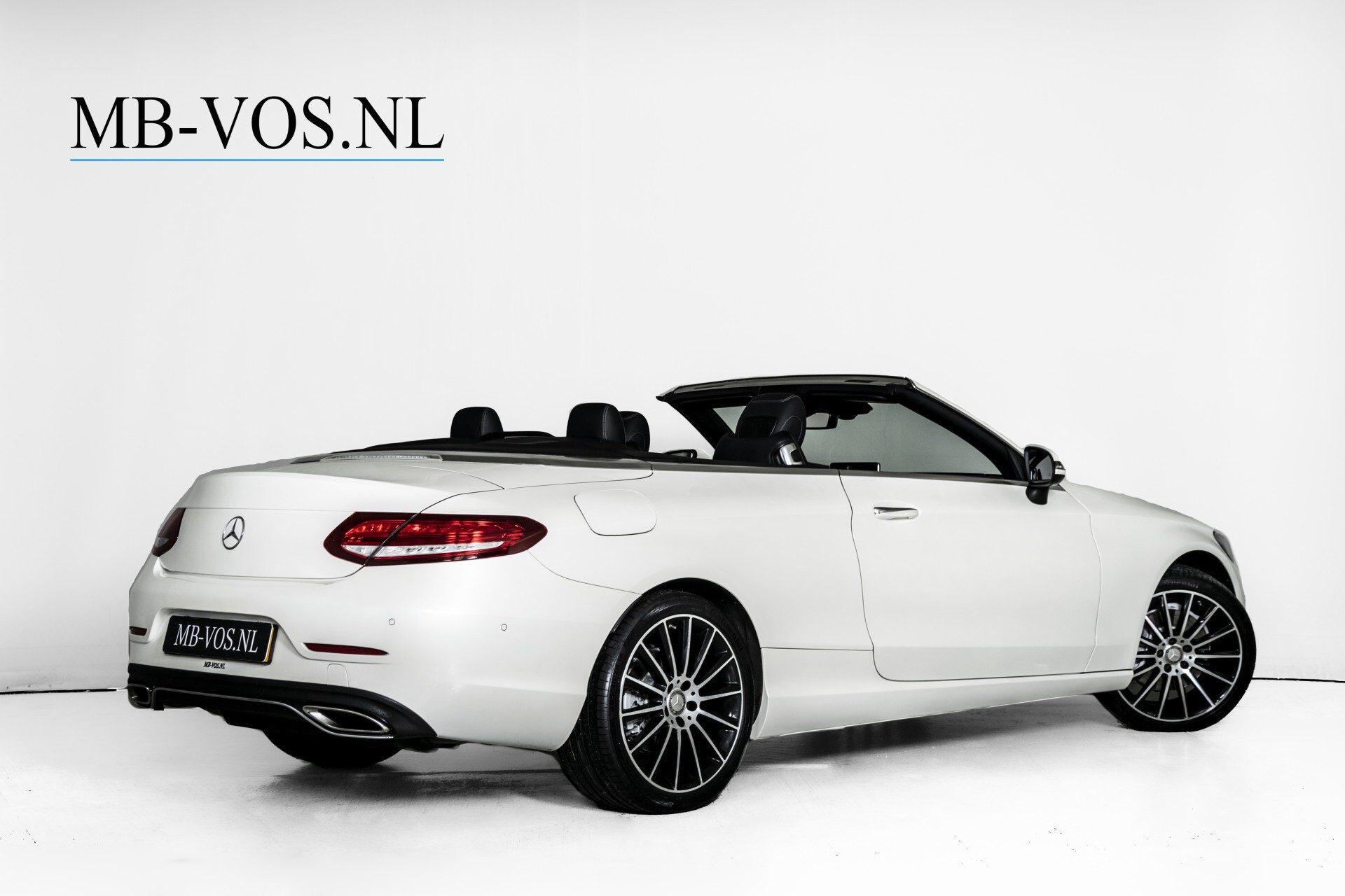 Mercedes-Benz C-Klasse Cabrio 250 Luchtvering/Distronic/Keyless/AMG/HUD/Mem/TV/Comand Aut9 Foto 3