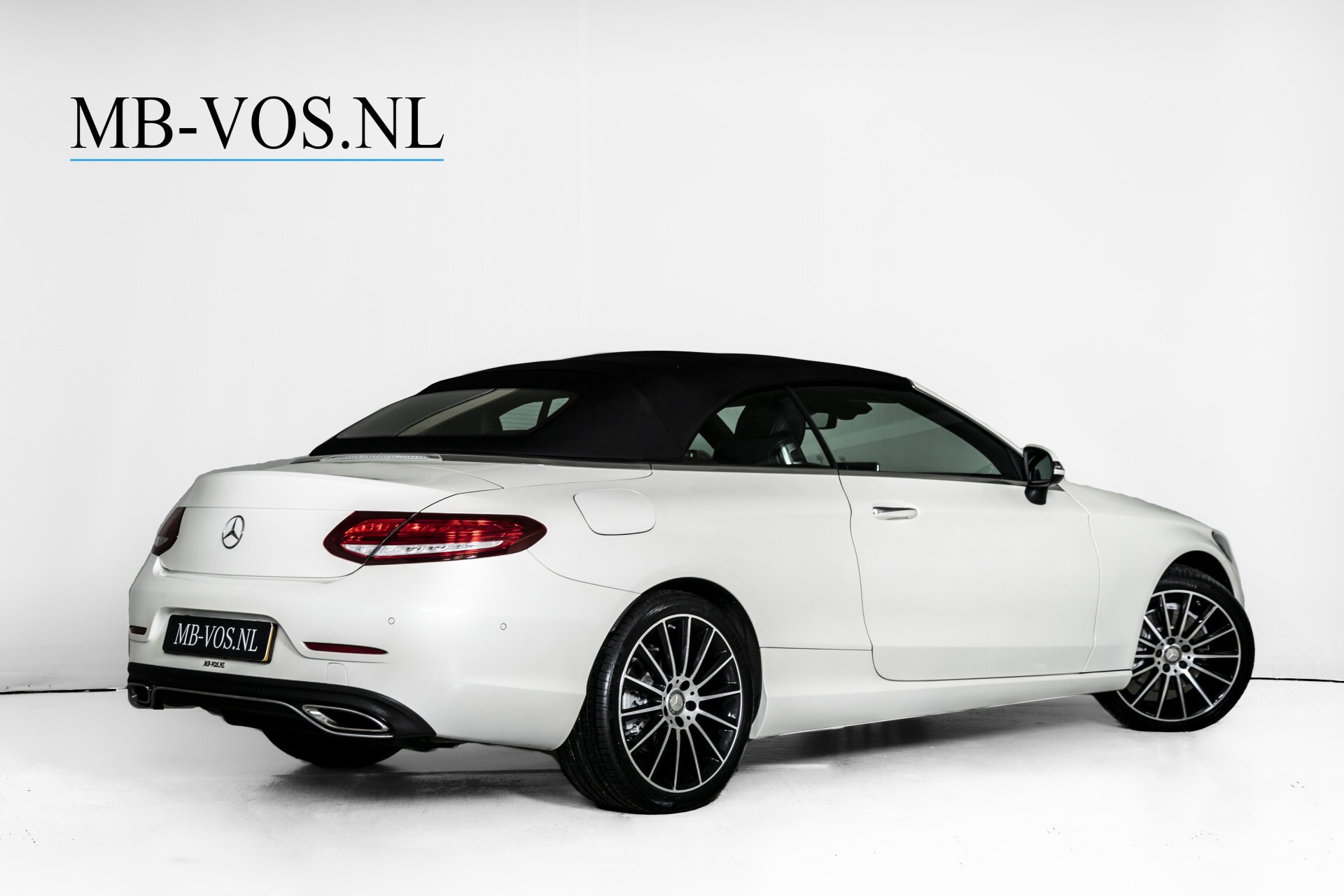 Mercedes-Benz C-Klasse Cabrio 250 Luchtvering/Distronic/Keyless/AMG/HUD/Mem/TV/Comand Aut9 Foto 4