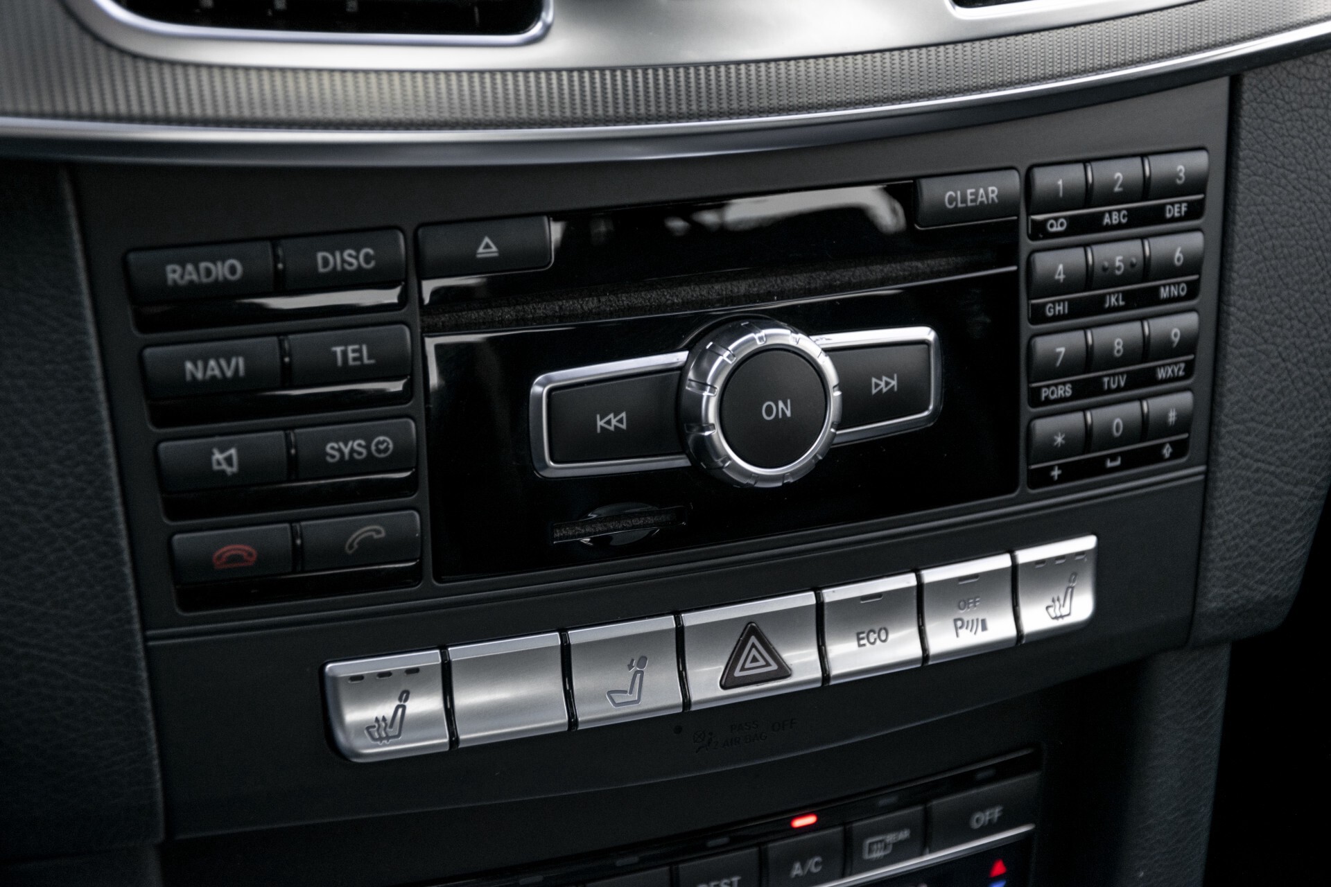 Mercedes-Benz E-Klasse 300 Bluetec AMG Schuifdak/Rij-assist/Keyless/Comand/360 Aut7 Foto 22