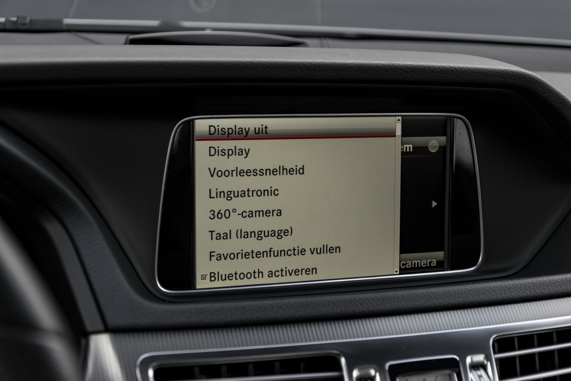 Mercedes-Benz E-Klasse 300 Bluetec AMG Schuifdak/Rij-assist/Keyless/Comand/360 Aut7 Foto 27