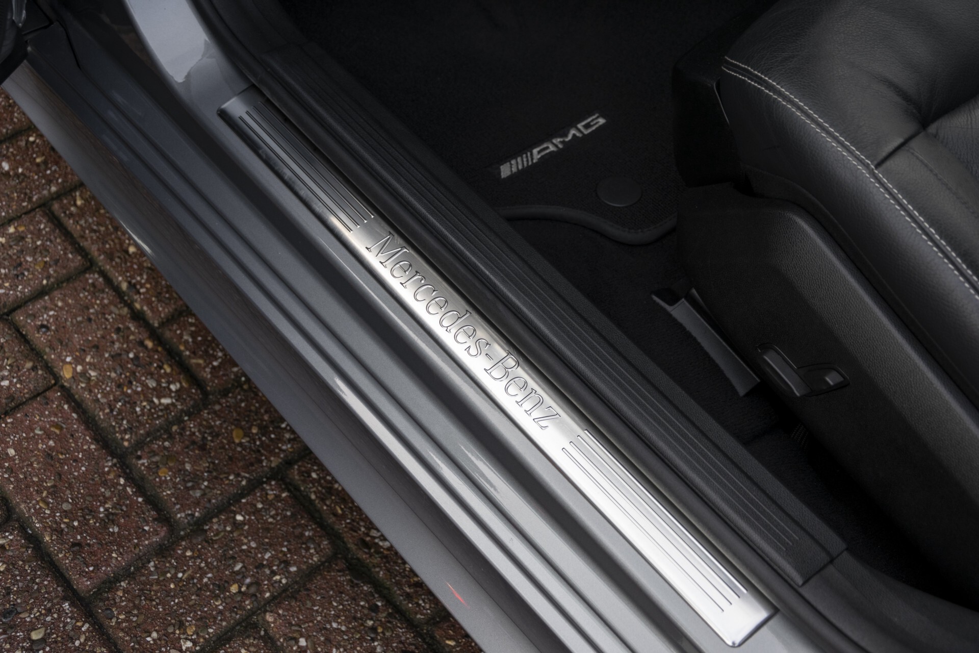 Mercedes-Benz E-Klasse 300 Bluetec AMG Schuifdak/Rij-assist/Keyless/Comand/360 Aut7 Foto 40