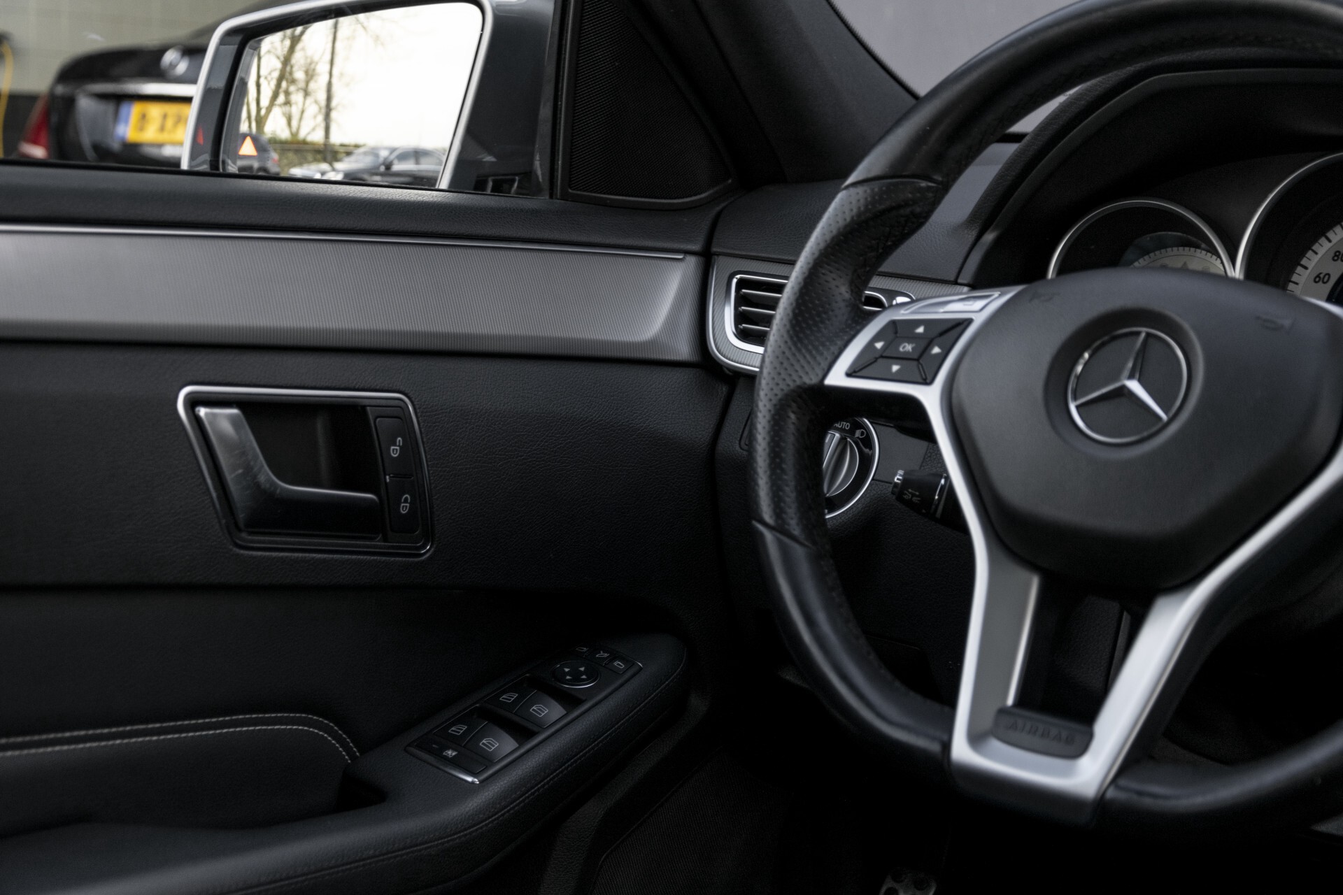 Mercedes-Benz E-Klasse 300 Bluetec AMG Schuifdak/Rij-assist/Keyless/Comand/360 Aut7 Foto 41