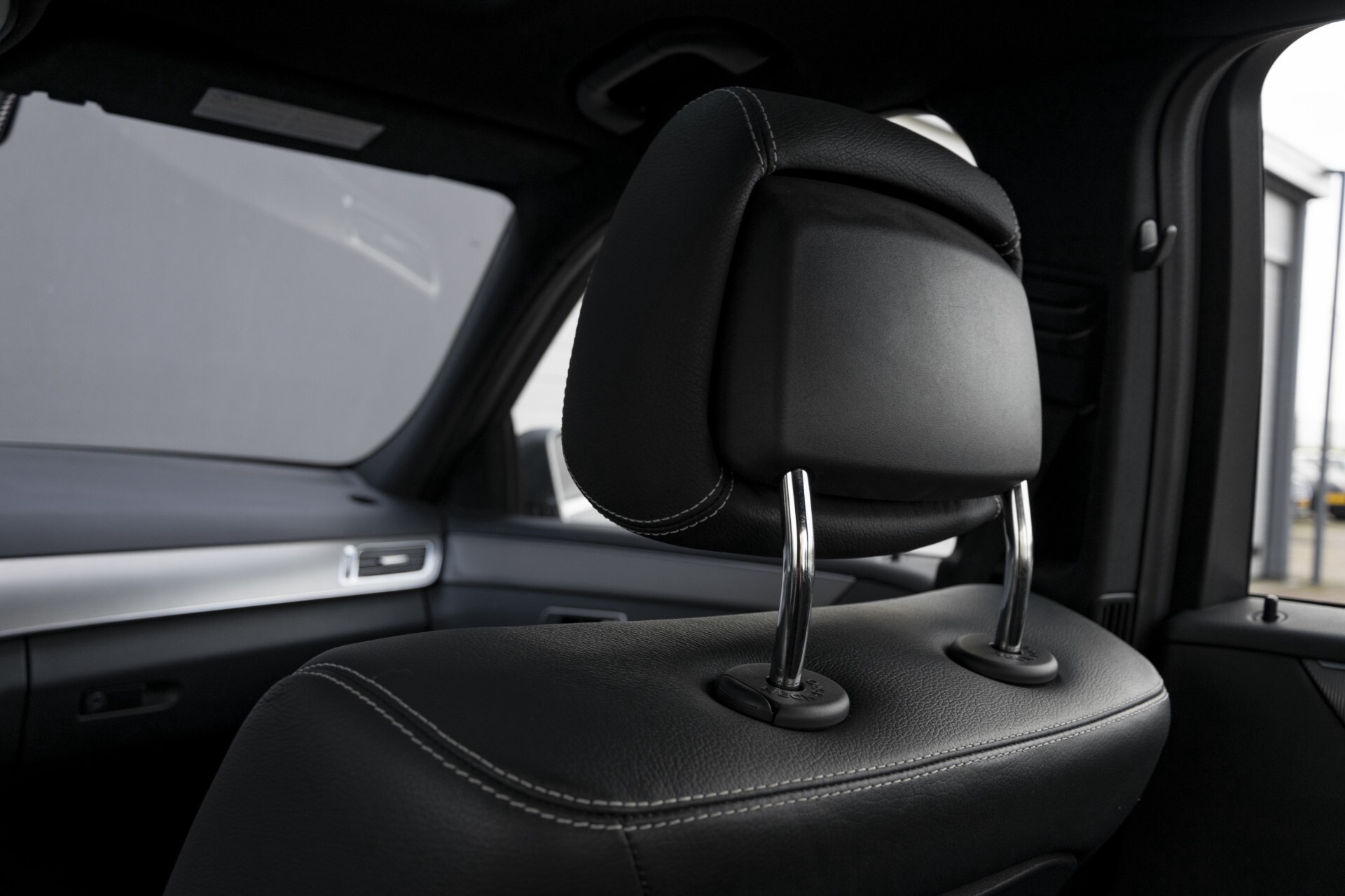 Mercedes-Benz E-Klasse 300 Bluetec AMG Schuifdak/Rij-assist/Keyless/Comand/360 Aut7 Foto 47