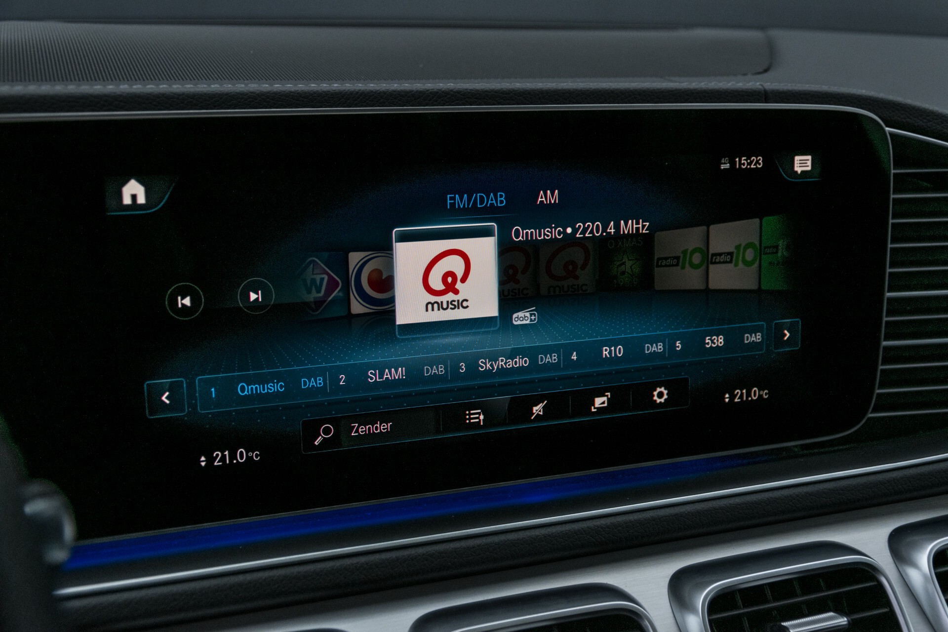 Mercedes-Benz GLE 400 d 4M AMG Luchtvering | Rij-assistentie | Panorama | Standkachel | Burmester | 360 Aut9 Foto 10