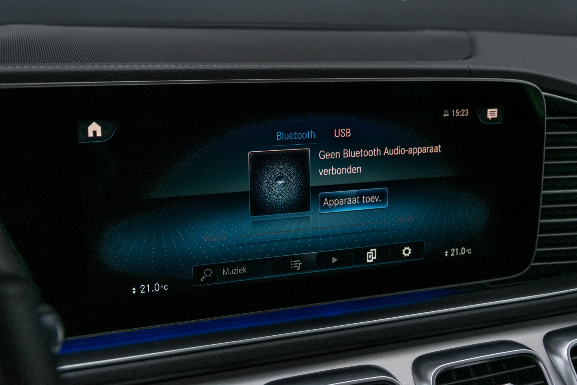 Mercedes-Benz GLE 400 d 4M AMG Luchtvering | Rij-assistentie | Panorama | Standkachel | Burmester | 360 Aut9 Foto 12