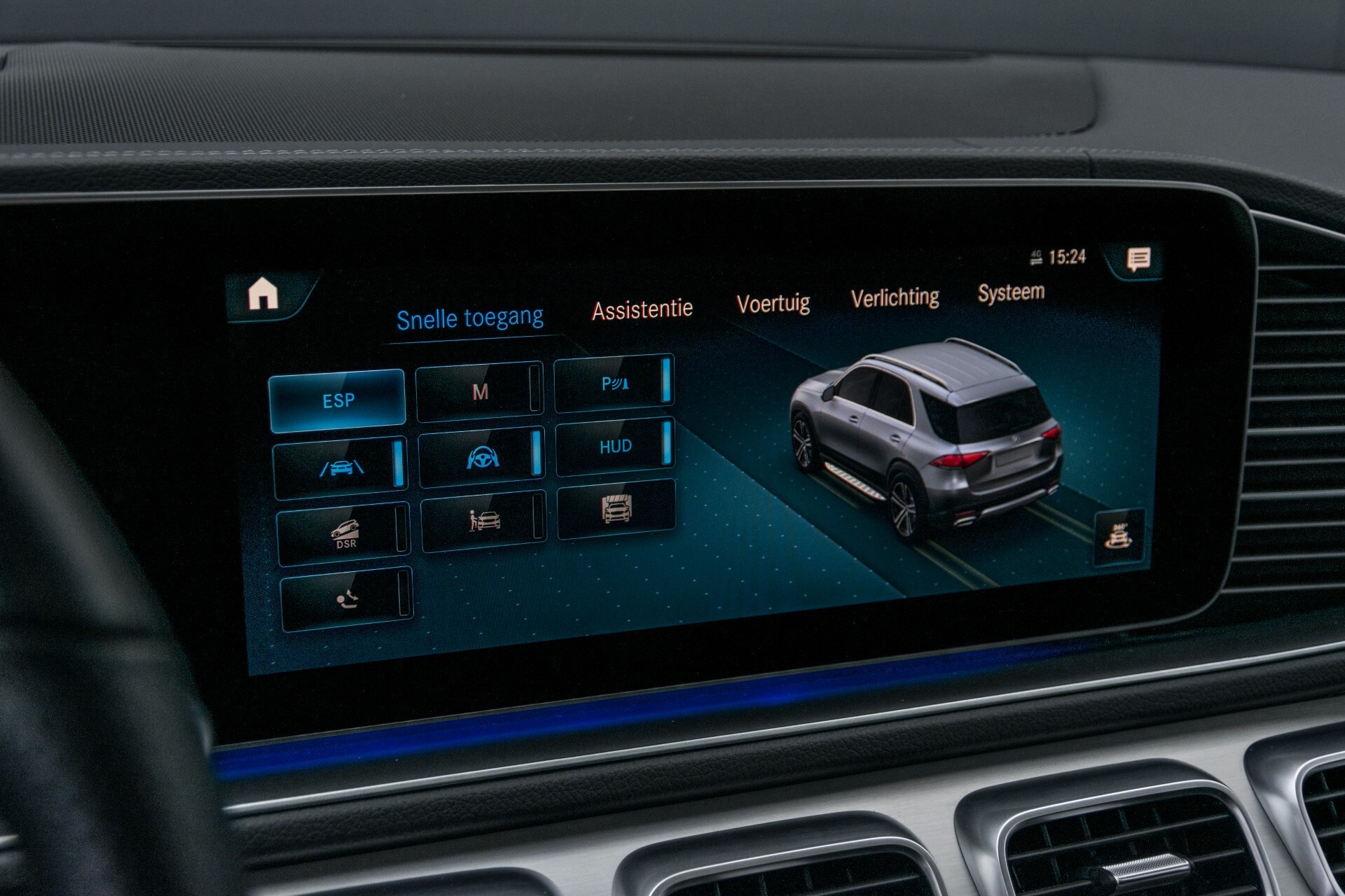 Mercedes-Benz GLE 400 d 4M AMG Luchtvering | Rij-assistentie | Panorama | Standkachel | Burmester | 360 Aut9 Foto 18