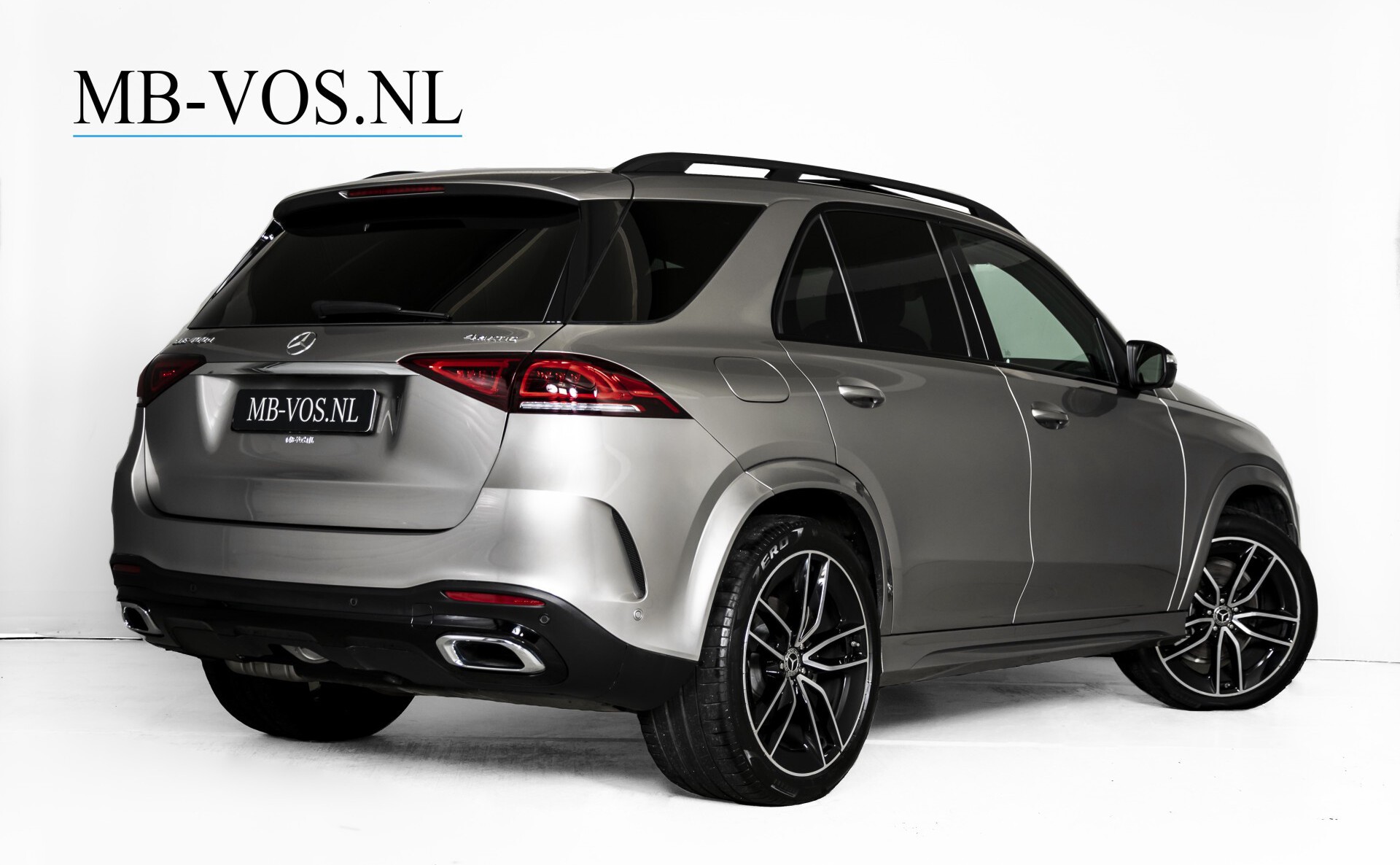 Mercedes-Benz GLE 400 d 4M AMG Luchtvering | Rij-assistentie | Panorama | Standkachel | Burmester | 360 Aut9 Foto 2