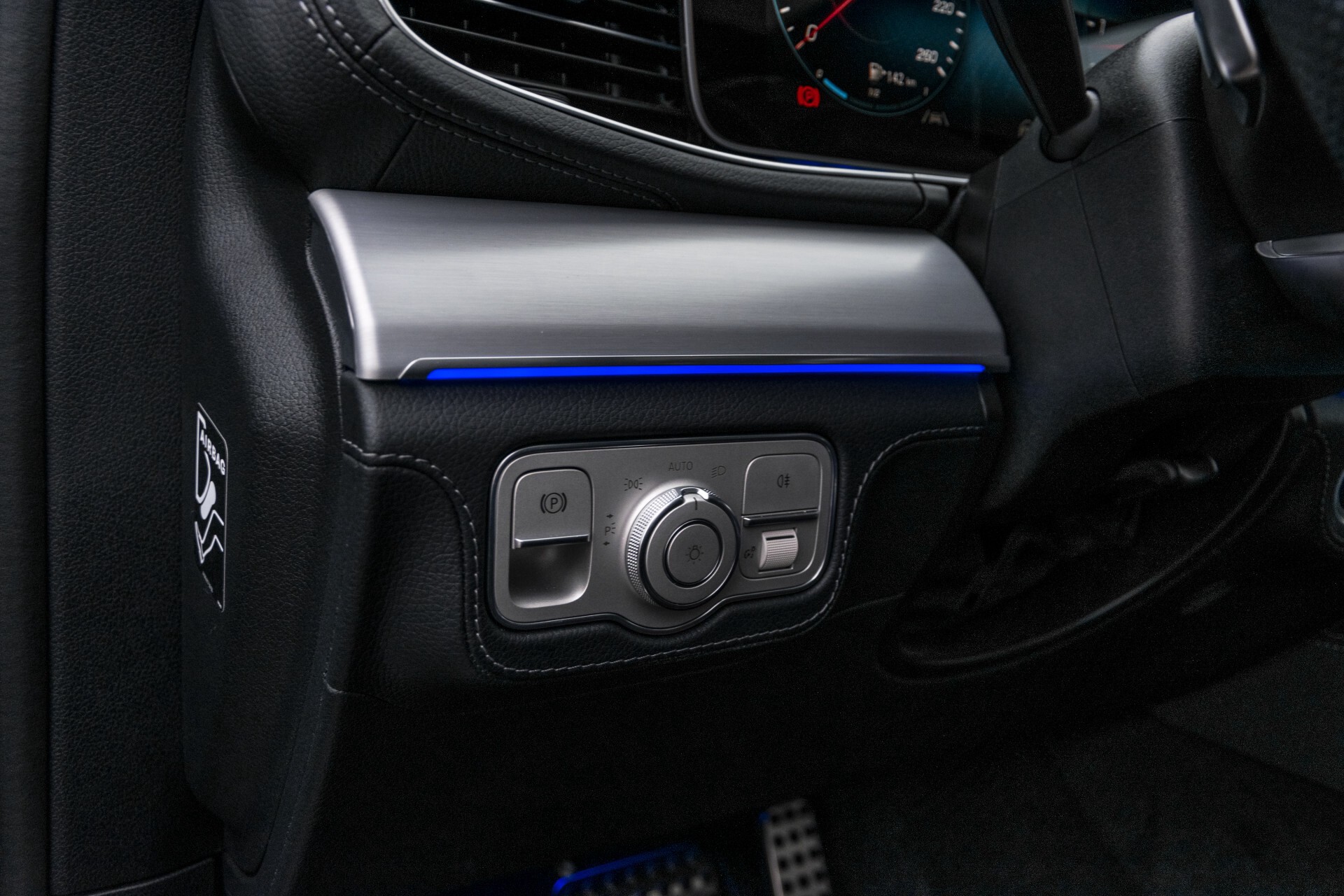 Mercedes-Benz GLE 400 d 4M AMG Luchtvering | Rij-assistentie | Panorama | Standkachel | Burmester | 360 Aut9 Foto 27