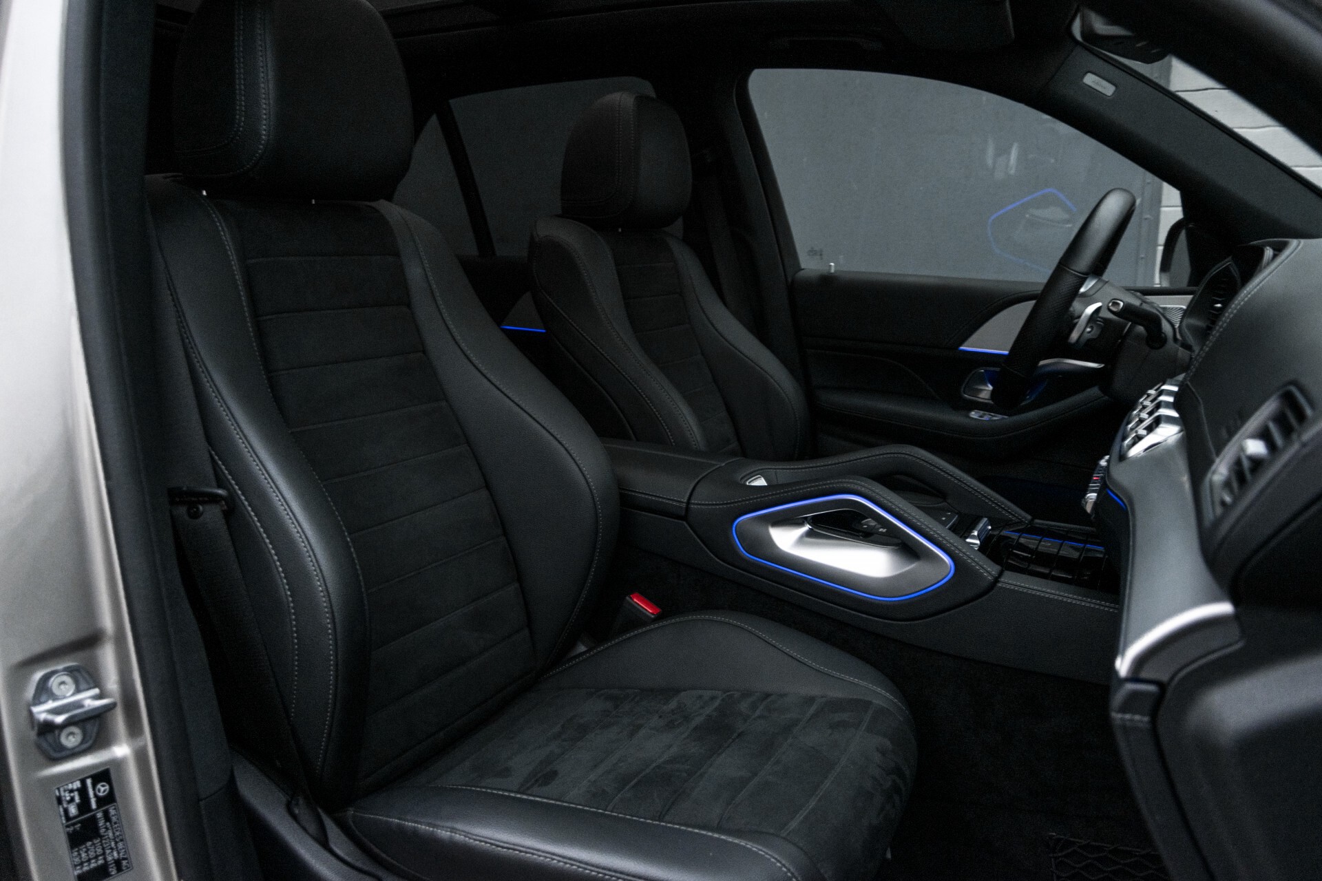 Mercedes-Benz GLE 400 d 4M AMG Luchtvering | Rij-assistentie | Panorama | Standkachel | Burmester | 360 Aut9 Foto 3