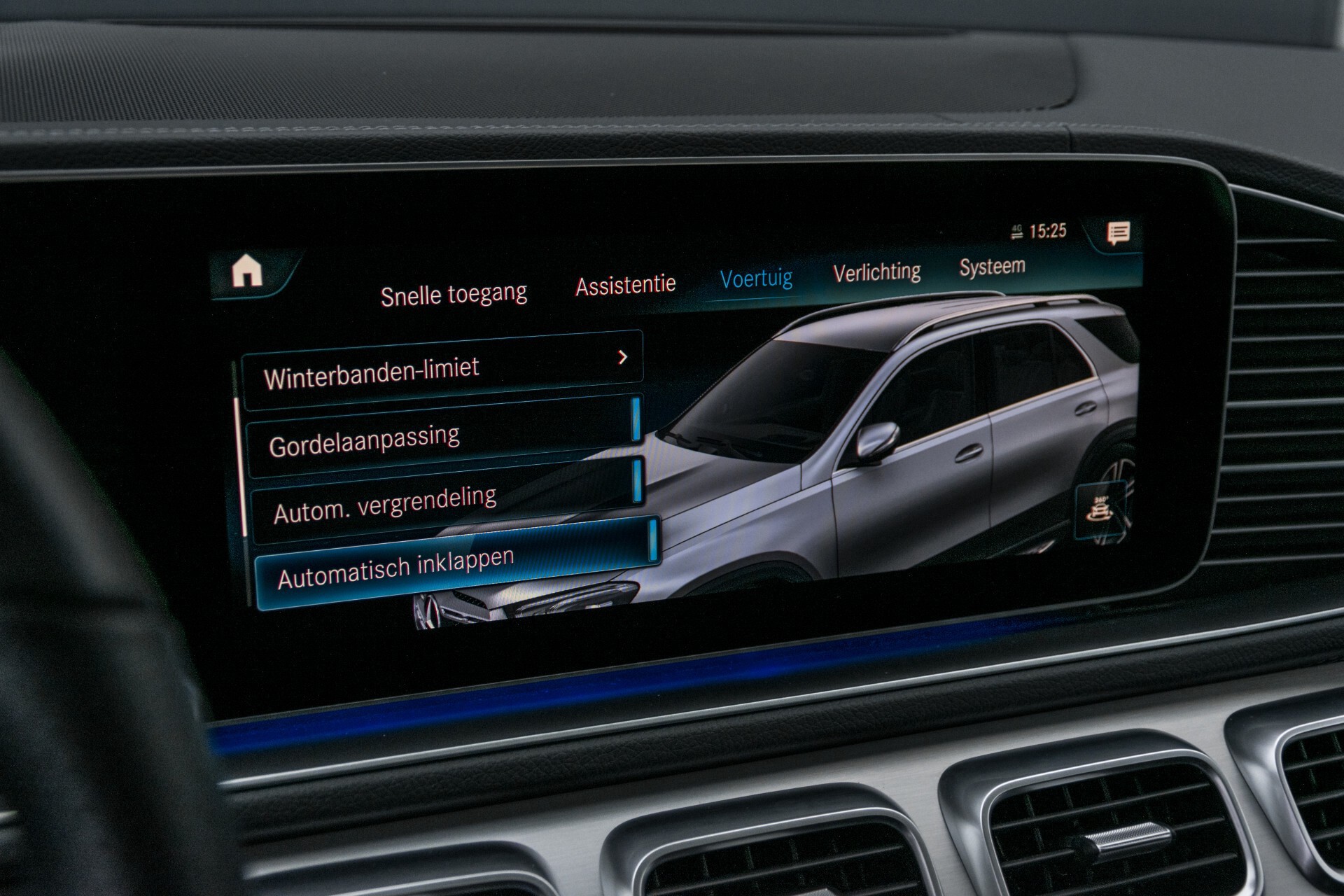 Mercedes-Benz GLE 400 d 4M AMG Luchtvering | Rij-assistentie | Panorama | Standkachel | Burmester | 360 Aut9 Foto 38