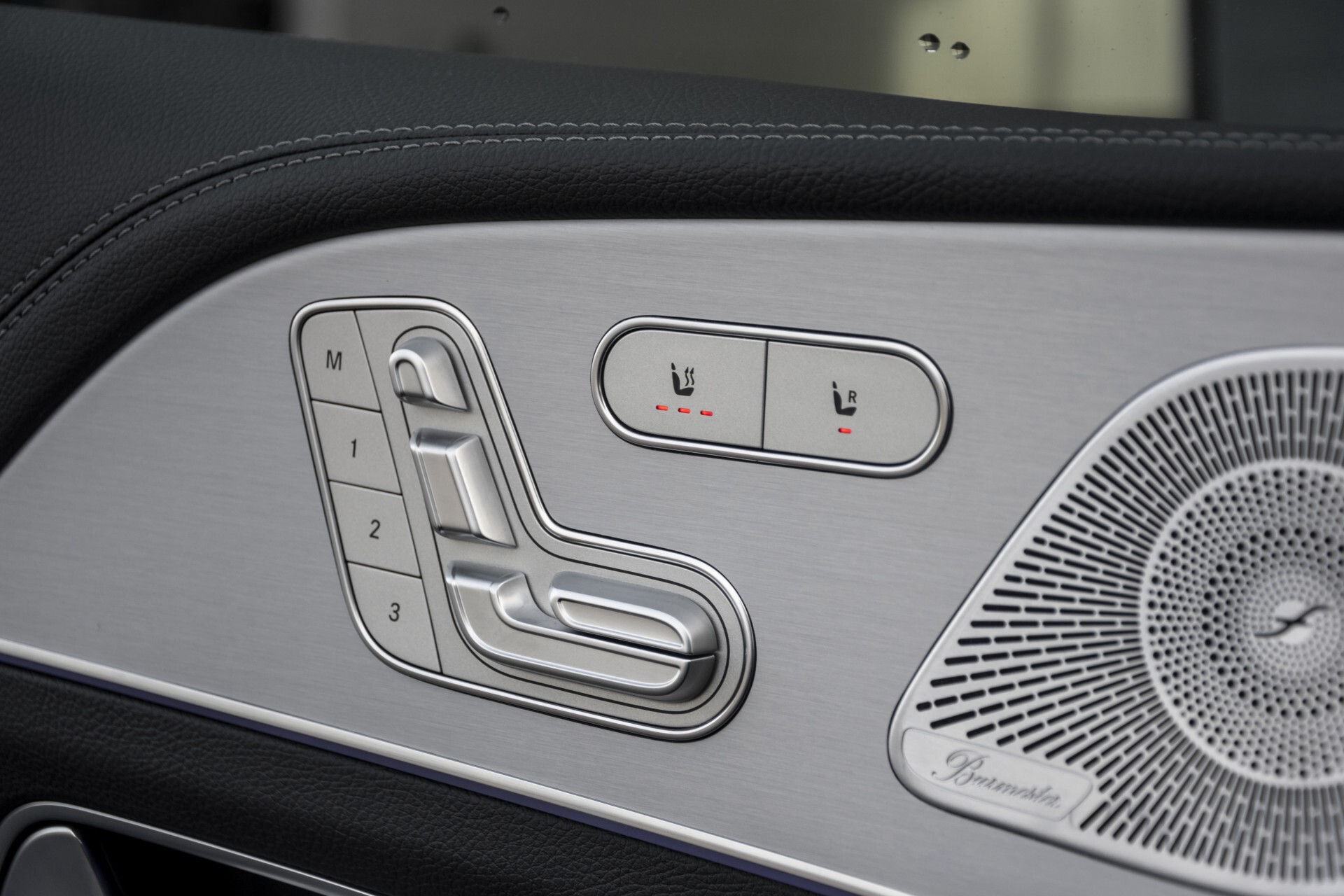 Mercedes-Benz GLE 350 de 4-M AMG Night/Keyless/Distronic/HUD/Burmester/Pano/Mem/Trekhaak Aut9 Foto 17