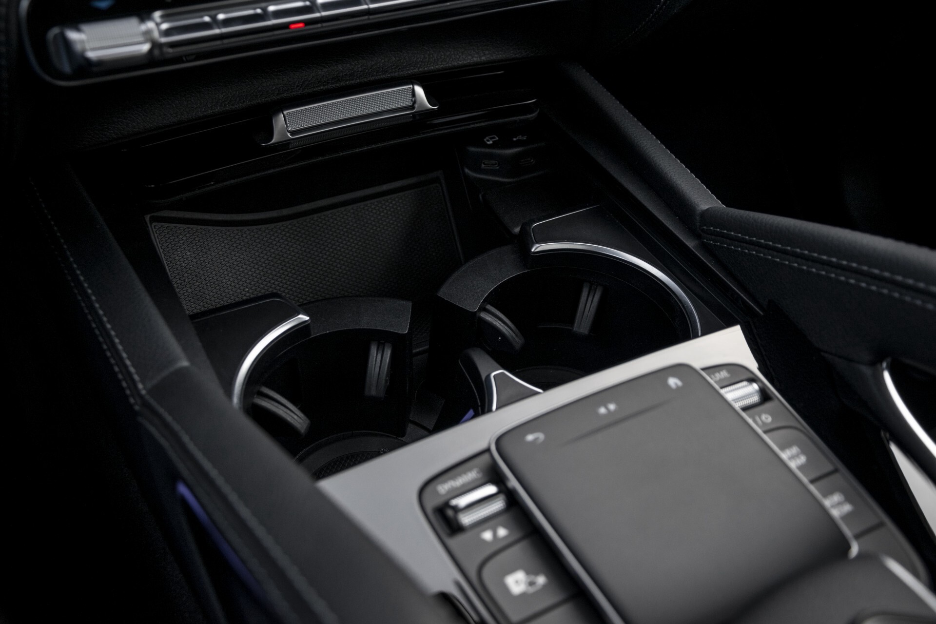 Mercedes-Benz GLE 350 de 4-M AMG Night/Keyless/Distronic/HUD/Burmester/Pano/Mem/Trekhaak Aut9 Foto 41