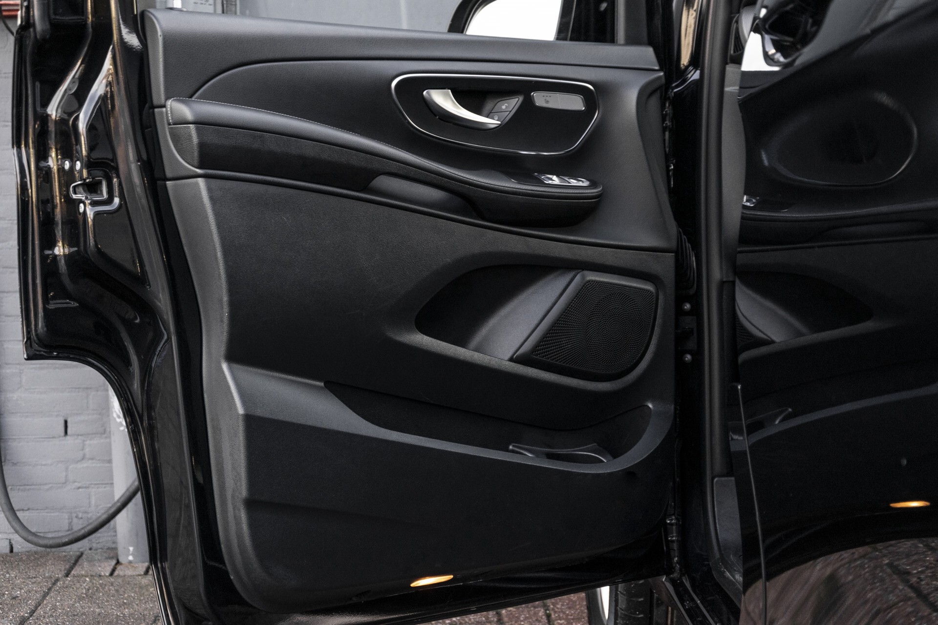 Mercedes-Benz V-Klasse 250d Extra Lang 8-PERSOONS Leder/ILS/Navi Aut7 Foto 15