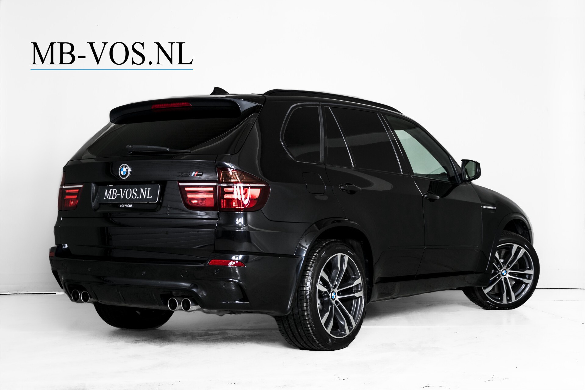 BMW X5 4.4i V8 M GRIJS KENTEKEN Aut6 . Foto 2