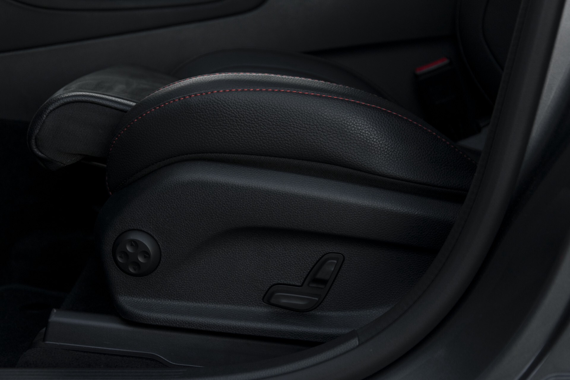 Mercedes-Benz GLC Coupé 43 AMG 4-M Performance/Night/Distronic/Keyless/Burmester/21" Aut9 Foto 39