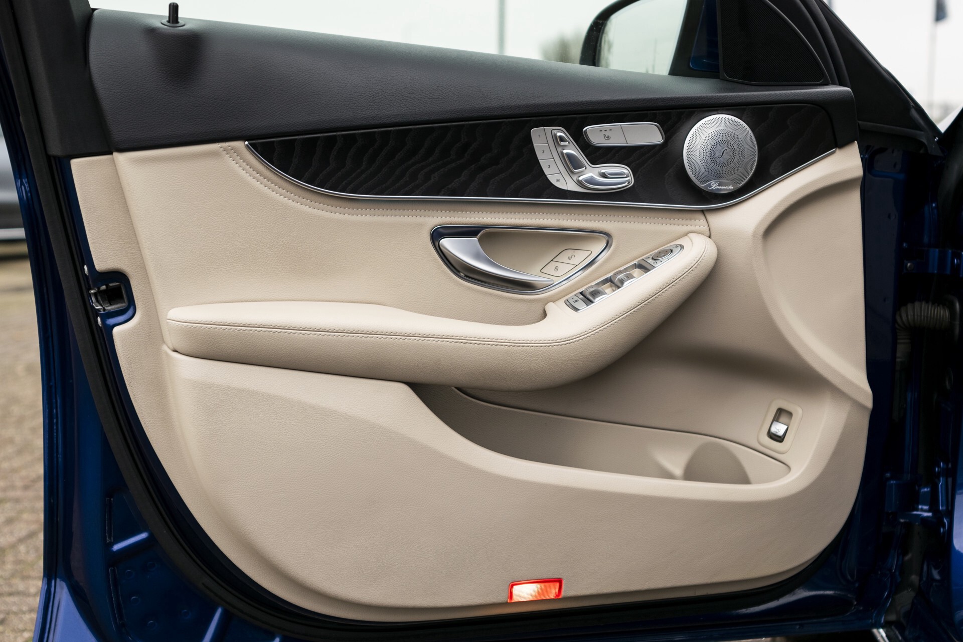 Mercedes-Benz C-Klasse 350 Hybride Keyless/Rij-assistentie/Leer/Memory/Panorama/Burmester/Comand Aut7 Foto 11