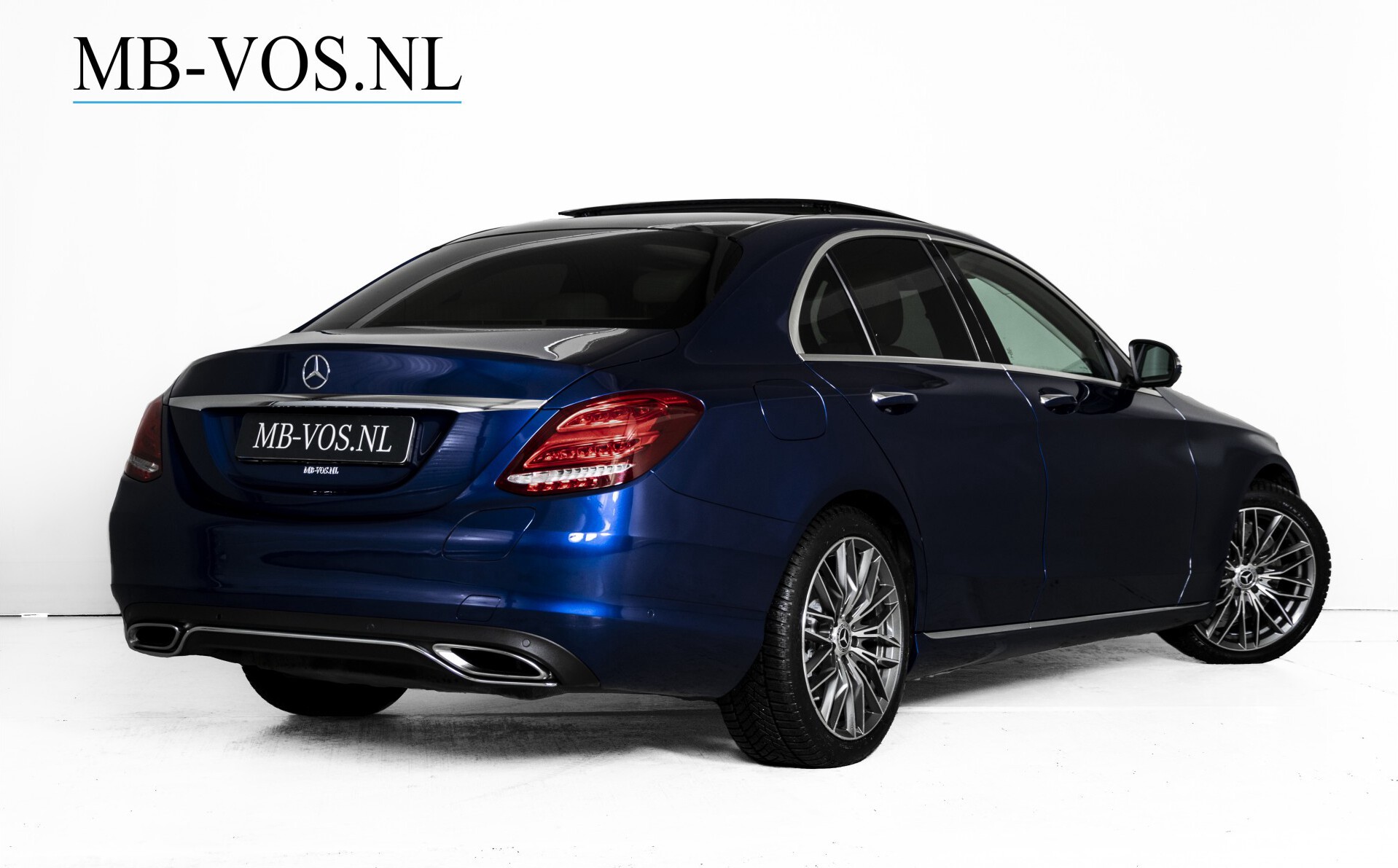 Mercedes-Benz C-Klasse 350 Hybride Keyless/Rij-assistentie/Leer/Memory/Panorama/Burmester/Comand Aut7 Foto 2