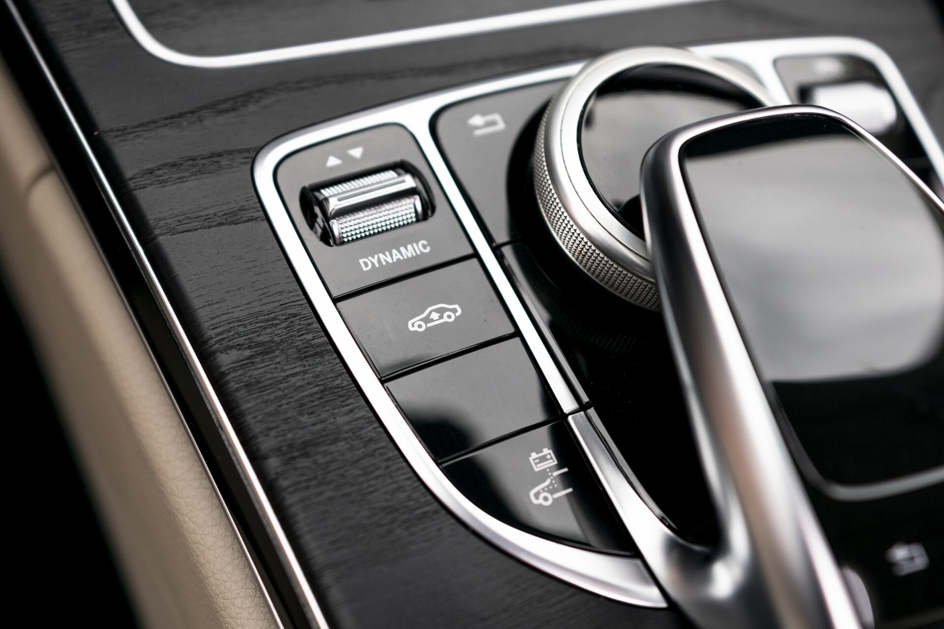 Mercedes-Benz C-Klasse 350 Hybride Keyless/Rij-assistentie/Leer/Memory/Panorama/Burmester/Comand Aut7 Foto 29