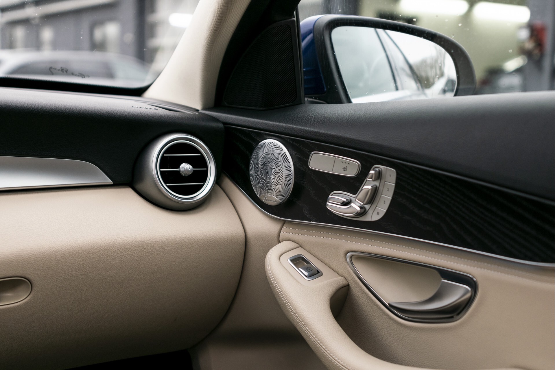 Mercedes-Benz C-Klasse 350 Hybride Keyless/Rij-assistentie/Leer/Memory/Panorama/Burmester/Comand Aut7 Foto 33