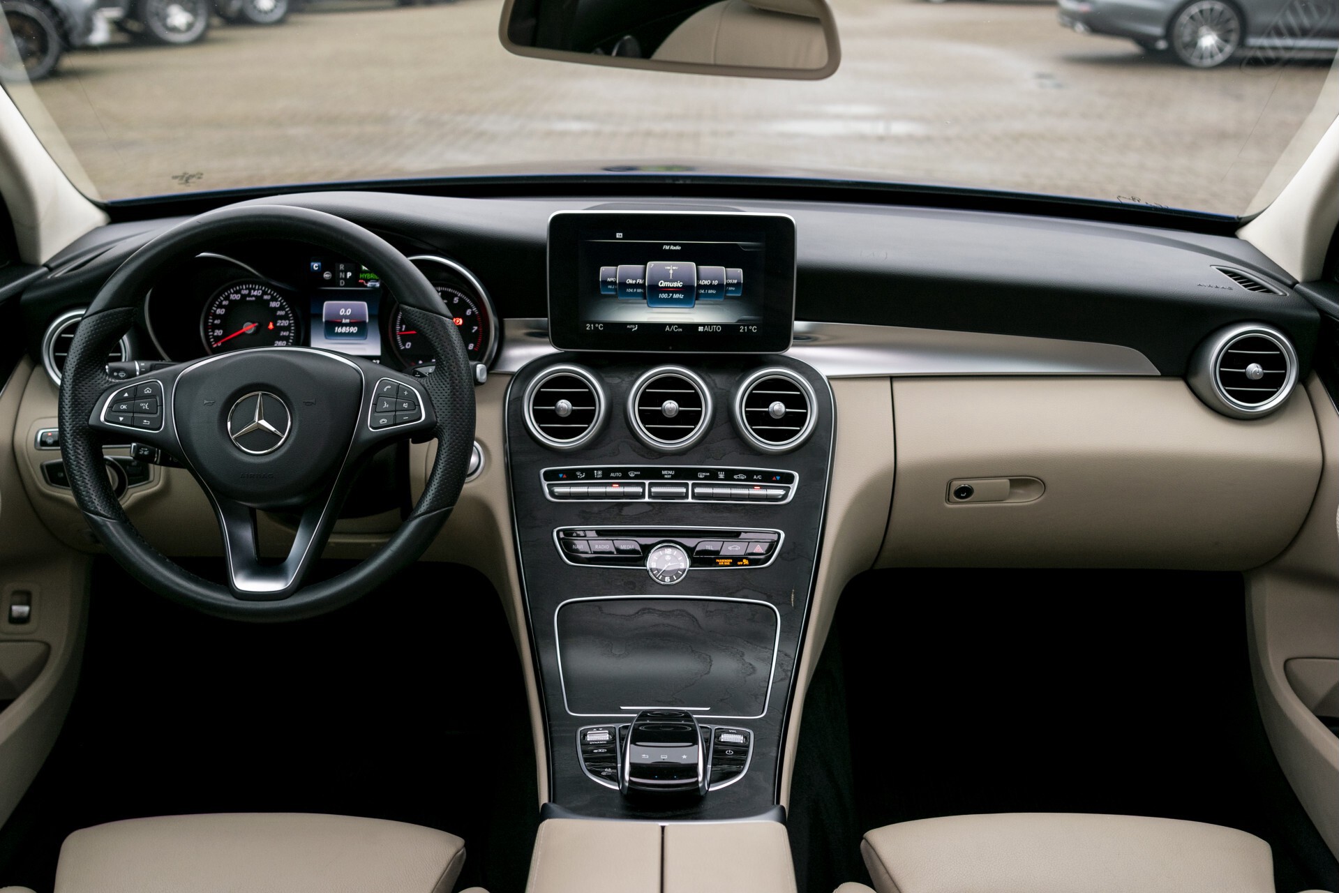 Mercedes-Benz C-Klasse 350 Hybride Keyless/Rij-assistentie/Leer/Memory/Panorama/Burmester/Comand Aut7 Foto 8