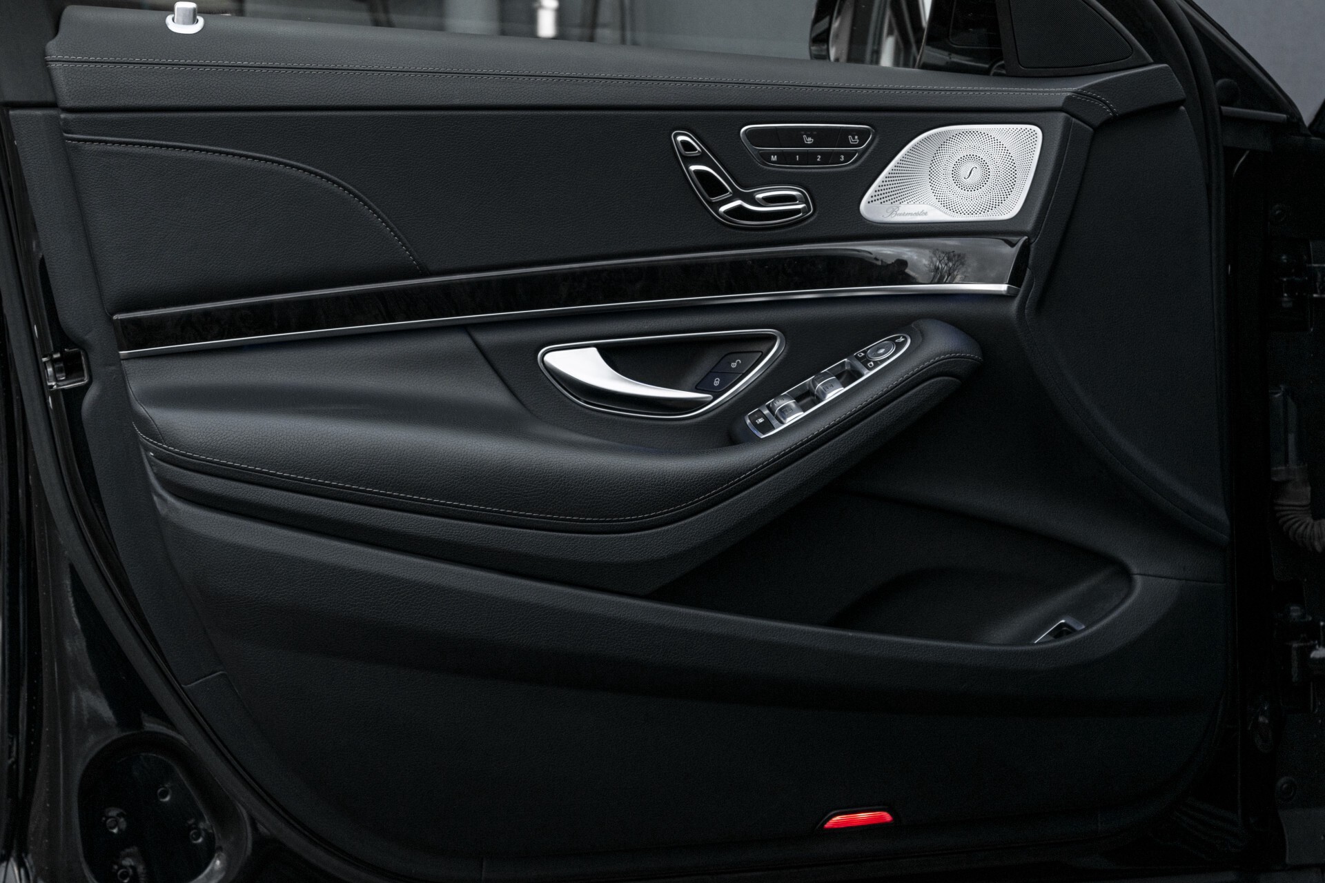 Mercedes-Benz S-Klasse 350 Bluetec AMG Massage/Keyless/Distronic/Burmester/Memory/20" Aut7 Foto 11