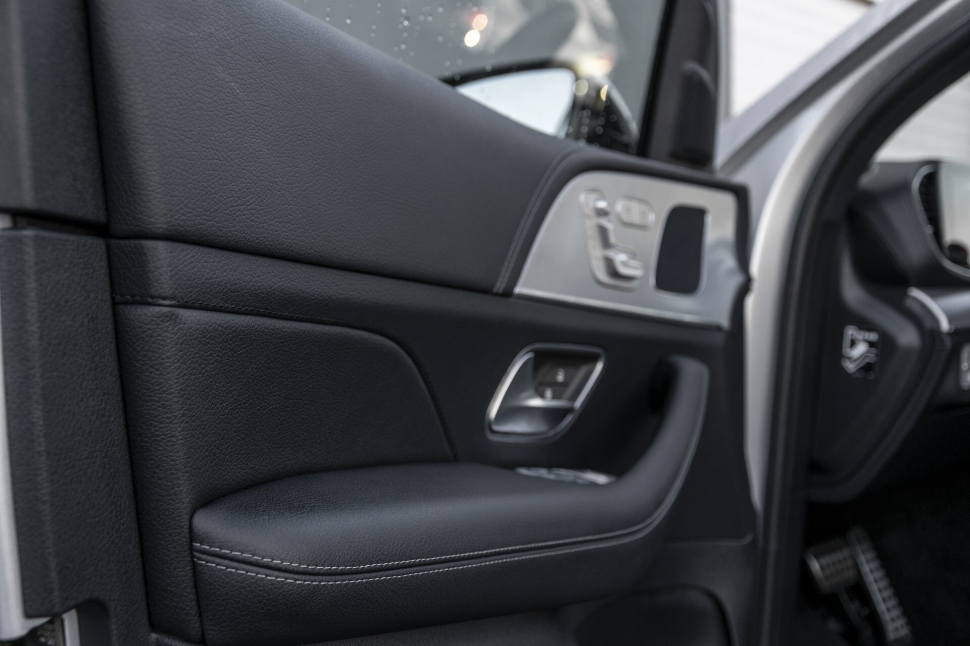 Mercedes-Benz GLE 350 e 4M AMG Luchtvering | Rij-assistentie | Trekhaak | Night | HUD | Mem Aut9 . Foto 21