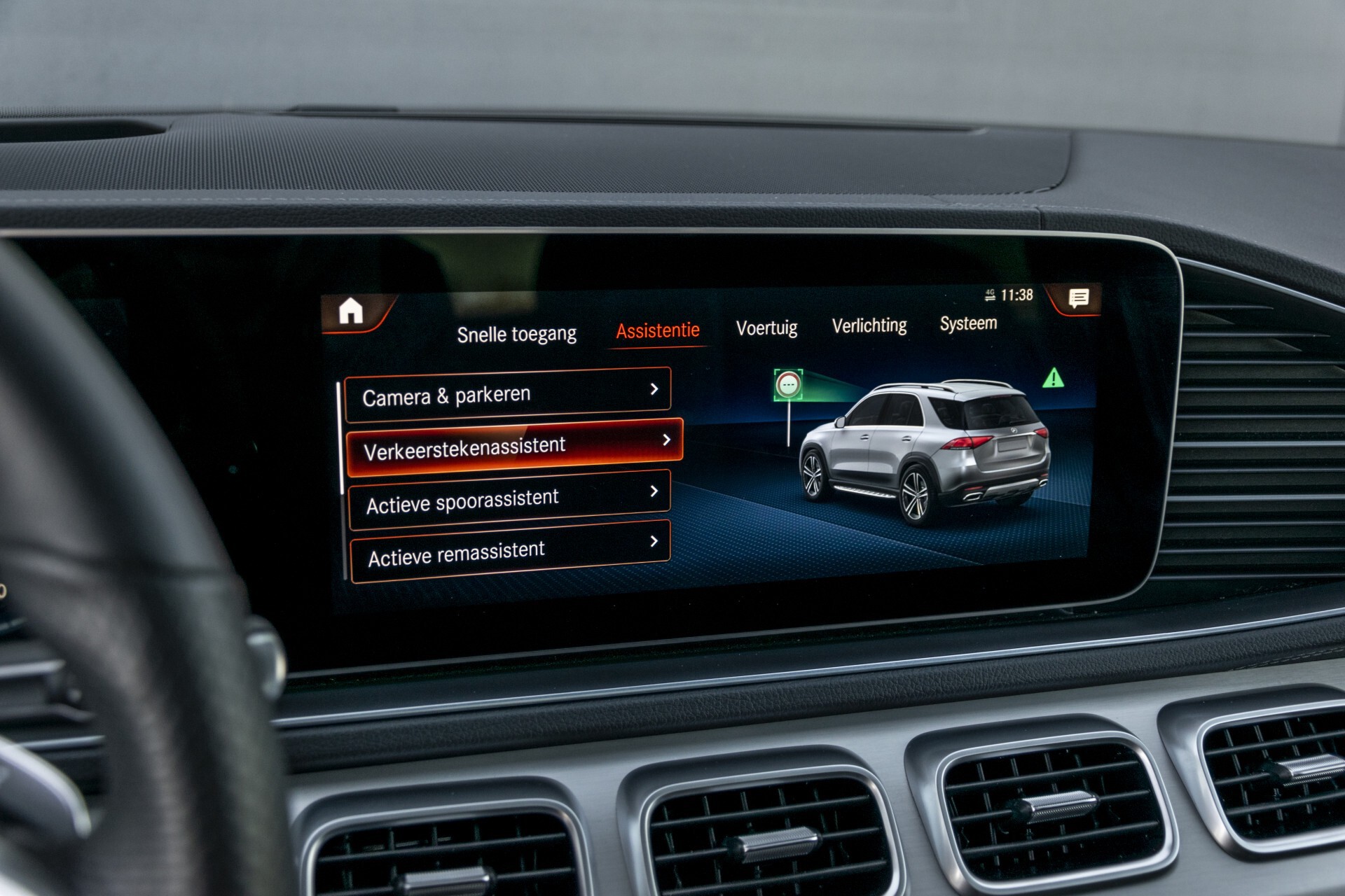 Mercedes-Benz GLE 350 e 4M AMG Luchtvering | Rij-assistentie | Trekhaak | Night | HUD | Mem Aut9 . Foto 24