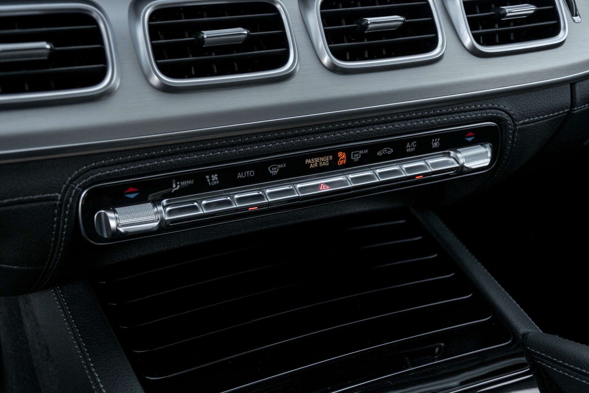 Mercedes-Benz GLE 350 e 4M AMG Luchtvering | Rij-assistentie | Trekhaak | Night | HUD | Mem Aut9 . Foto 37