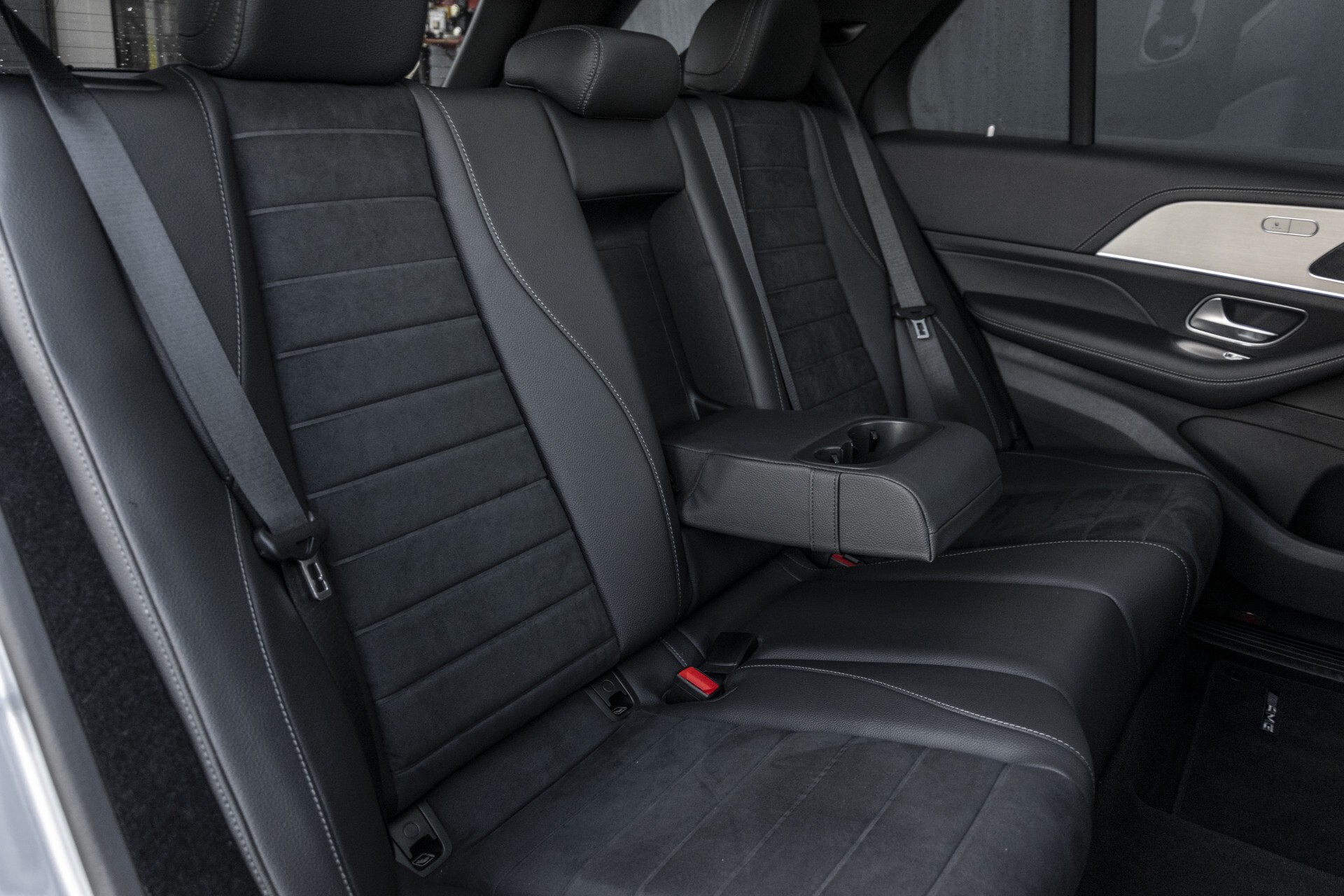 Mercedes-Benz GLE 350 e 4M AMG Luchtvering | Rij-assistentie | Trekhaak | Night | HUD | Mem Aut9 . Foto 4