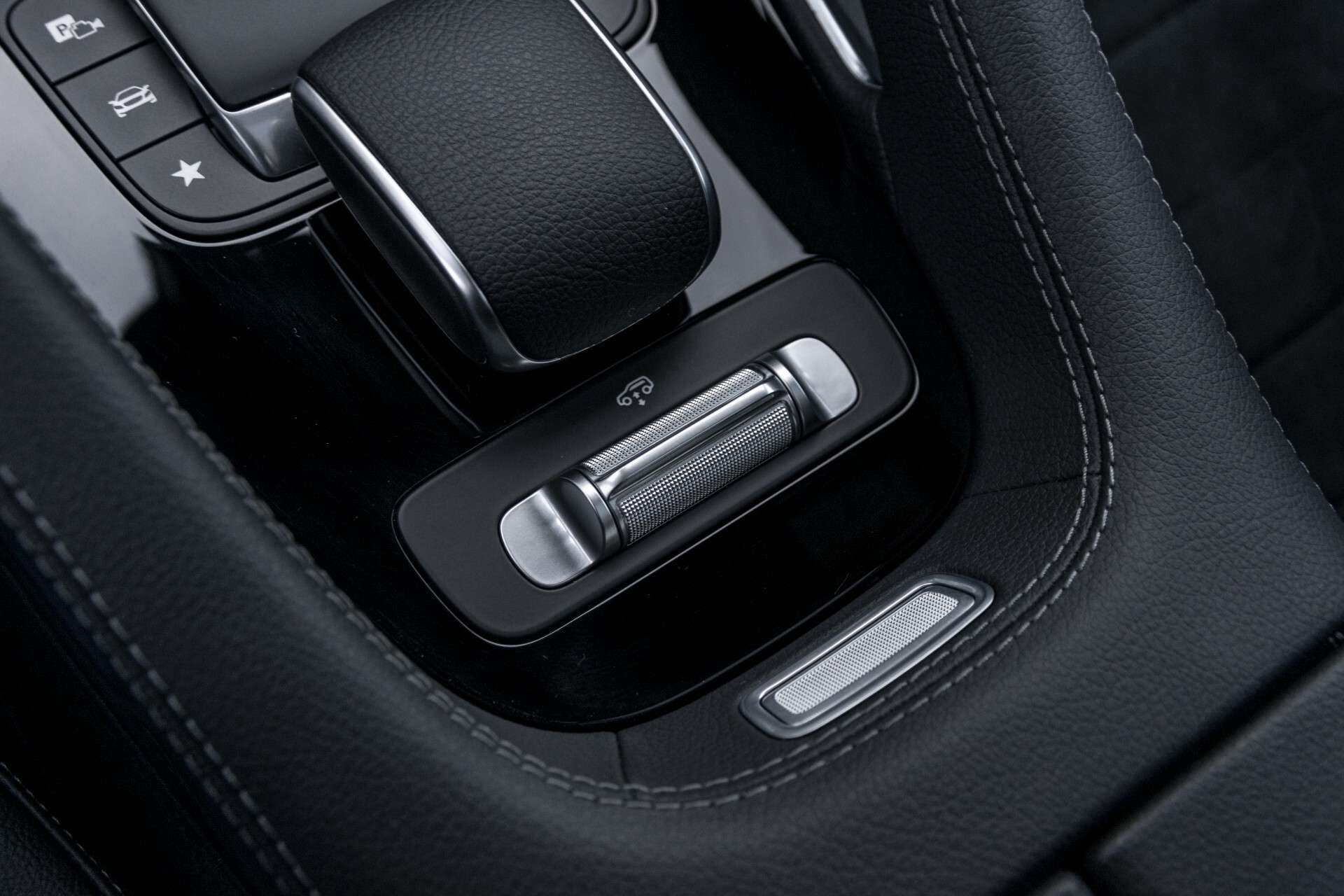 Mercedes-Benz GLE 350 e 4M AMG Luchtvering | Rij-assistentie | Trekhaak | Night | HUD | Mem Aut9 . Foto 41