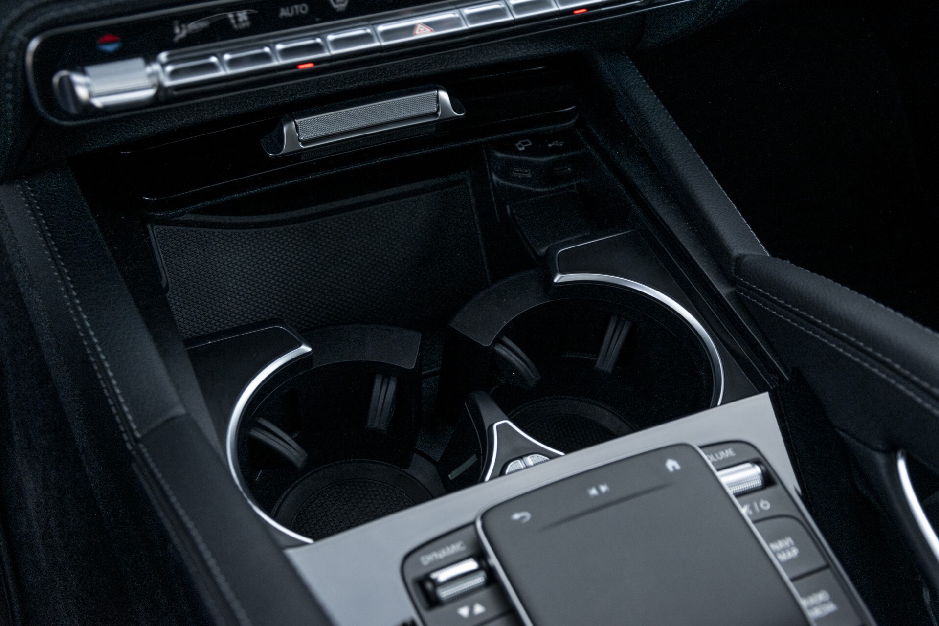 Mercedes-Benz GLE 350 e 4M AMG Luchtvering | Rij-assistentie | Trekhaak | Night | HUD | Mem Aut9 . Foto 45