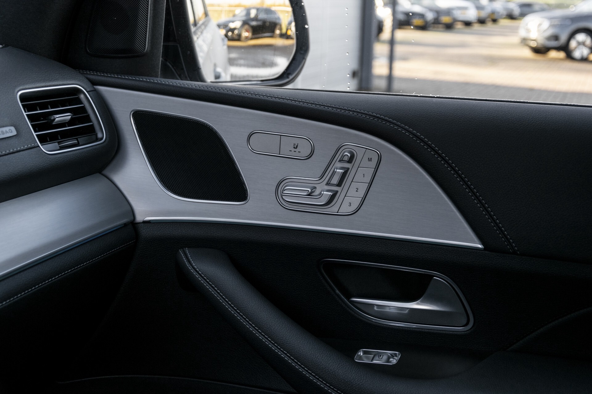 Mercedes-Benz GLE 350 e 4M AMG Luchtvering | Rij-assistentie | Trekhaak | Night | HUD | Mem Aut9 . Foto 49