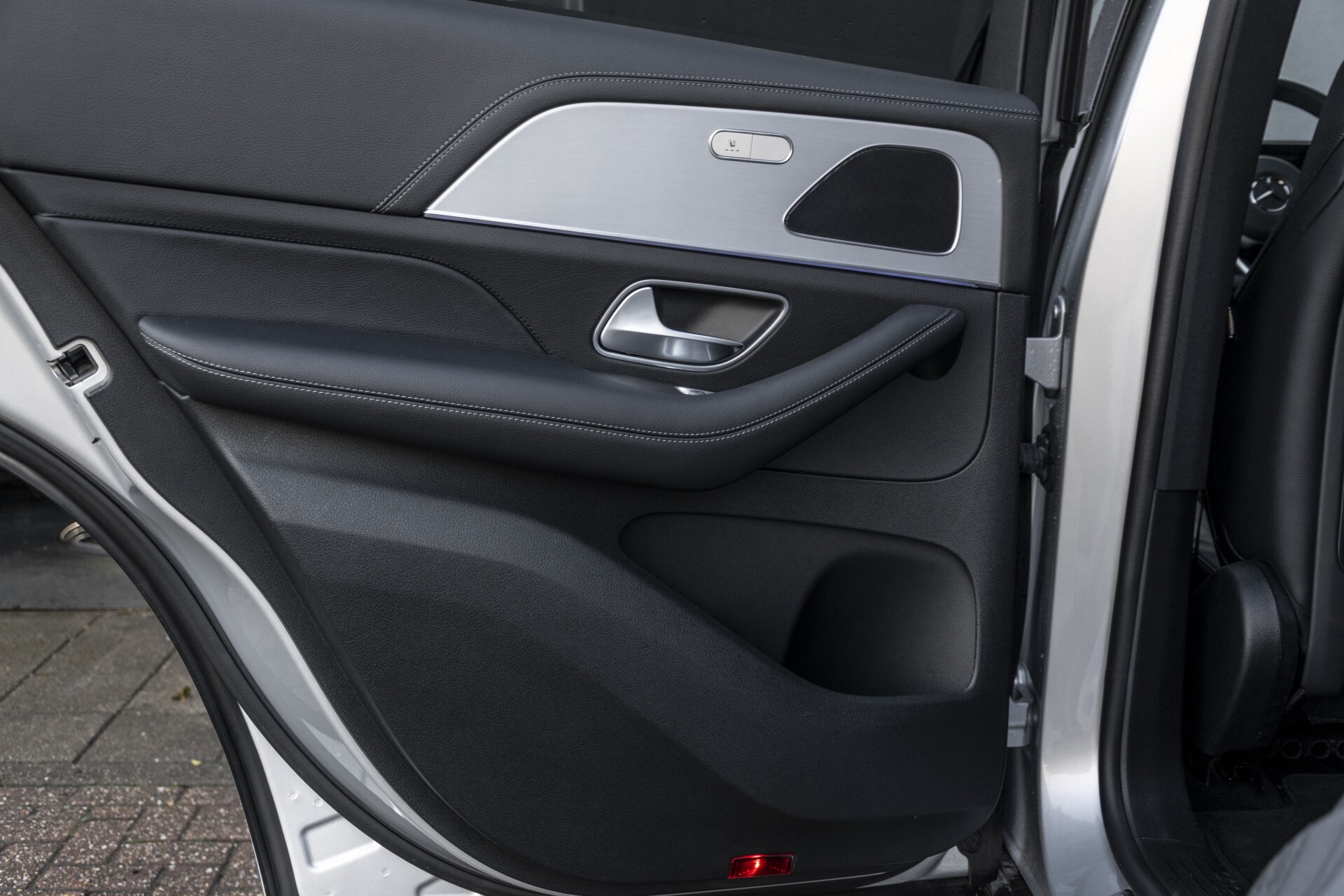 Mercedes-Benz GLE 350 e 4M AMG Luchtvering | Rij-assistentie | Trekhaak | Night | HUD | Mem Aut9 . Foto 51