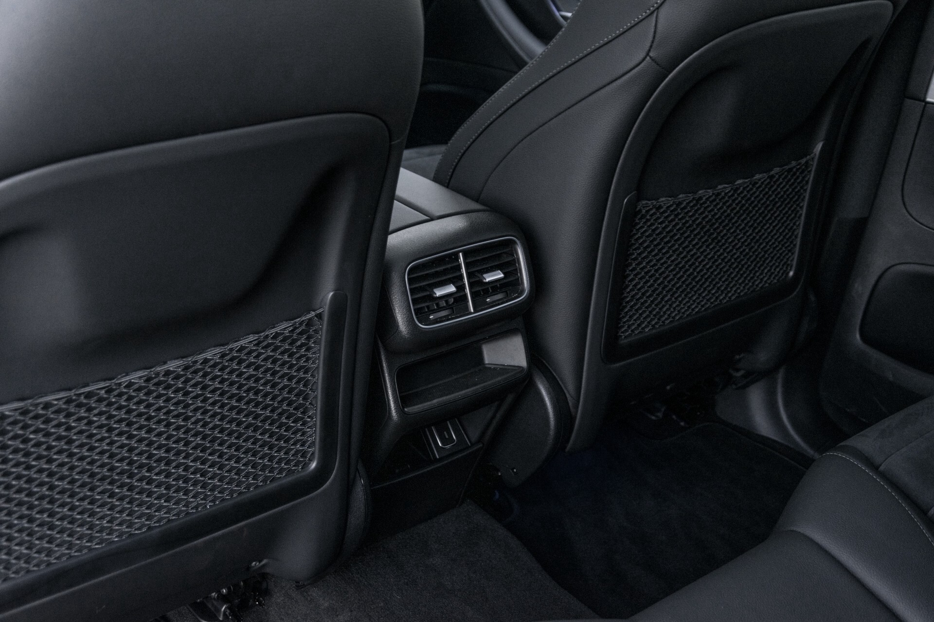 Mercedes-Benz GLE 350 e 4M AMG Luchtvering | Rij-assistentie | Trekhaak | Night | HUD | Mem Aut9 . Foto 53