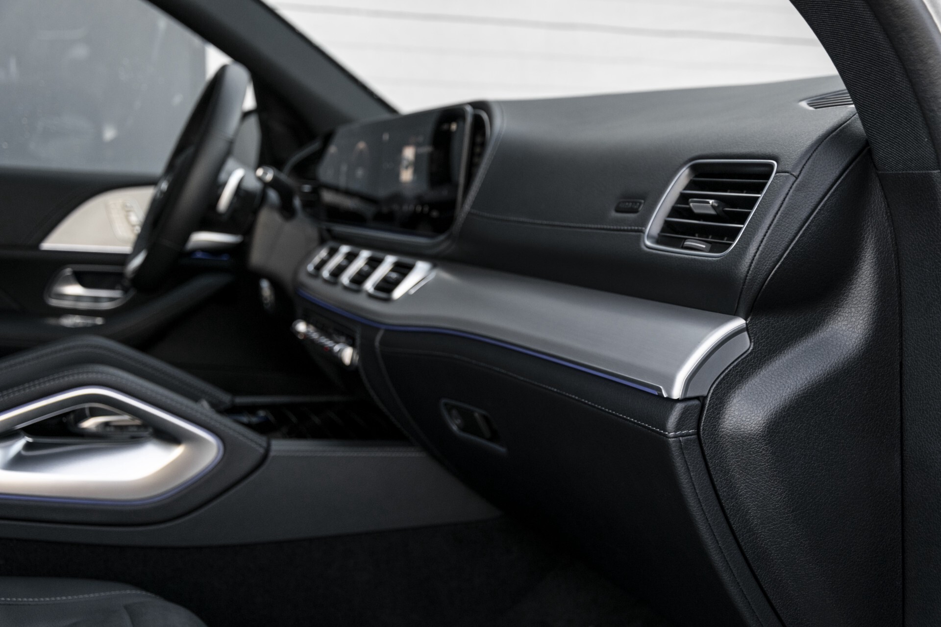 Mercedes-Benz GLE 350 e 4M AMG Luchtvering | Rij-assistentie | Trekhaak | Night | HUD | Mem Aut9 . Foto 57