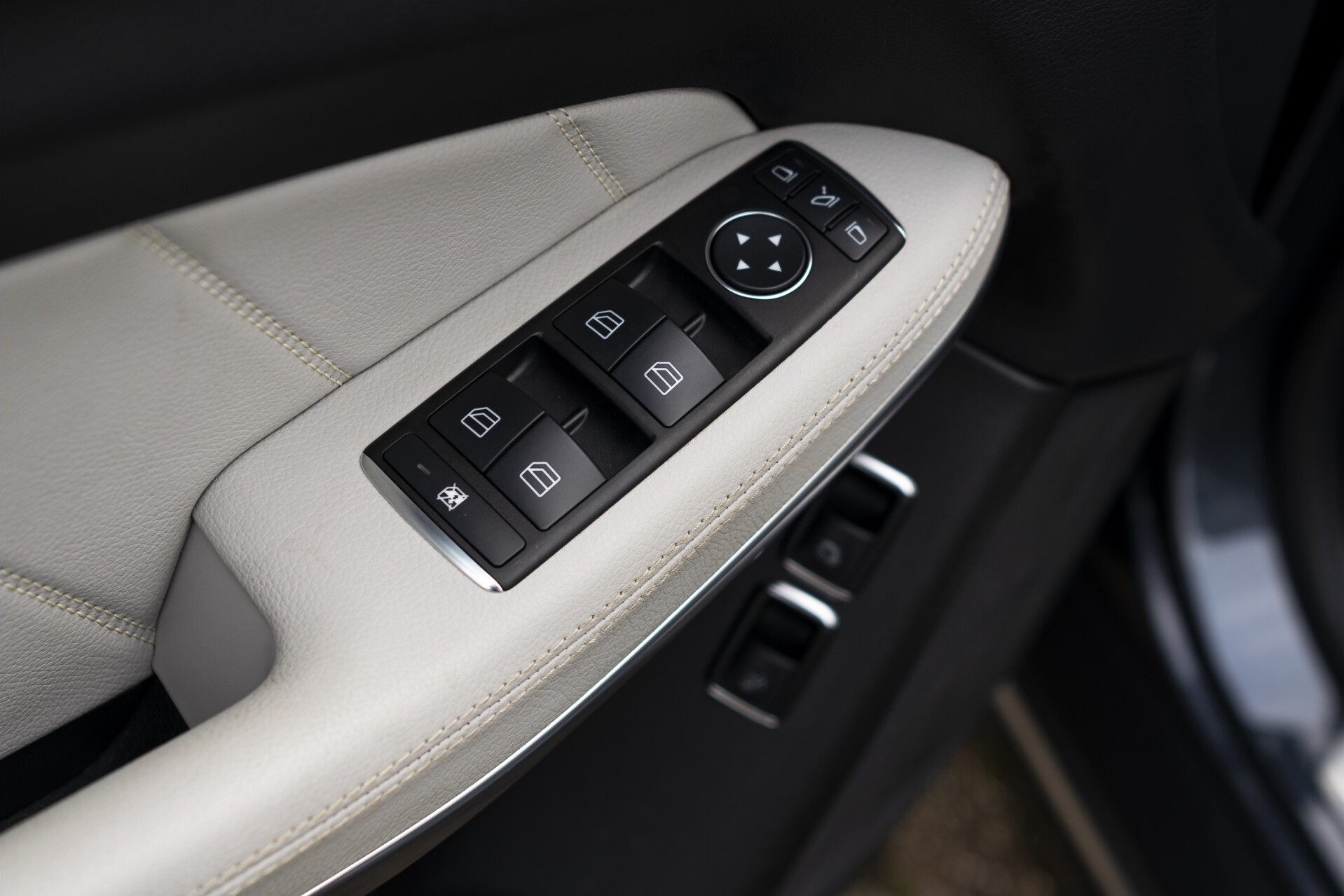 Mercedes-Benz GL-Klasse 350 BlueTEC 4-M 7-Persoons Active Curve System/Rij-assistentie plus/Keyless/Nightvision/Panorama/Harman Aut7 Foto 13