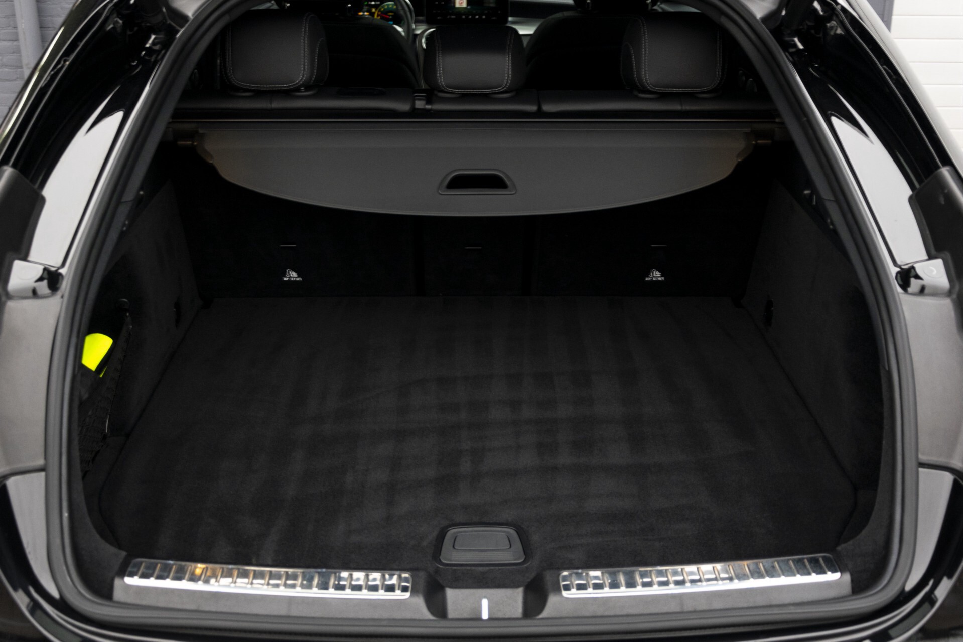 Mercedes-Benz GLC Coupé 300e 4-M AMG Rij-assistentie | Keyless-Go | Burmester | 360 camera | HUD | Trekhaak Aut9 Foto 37