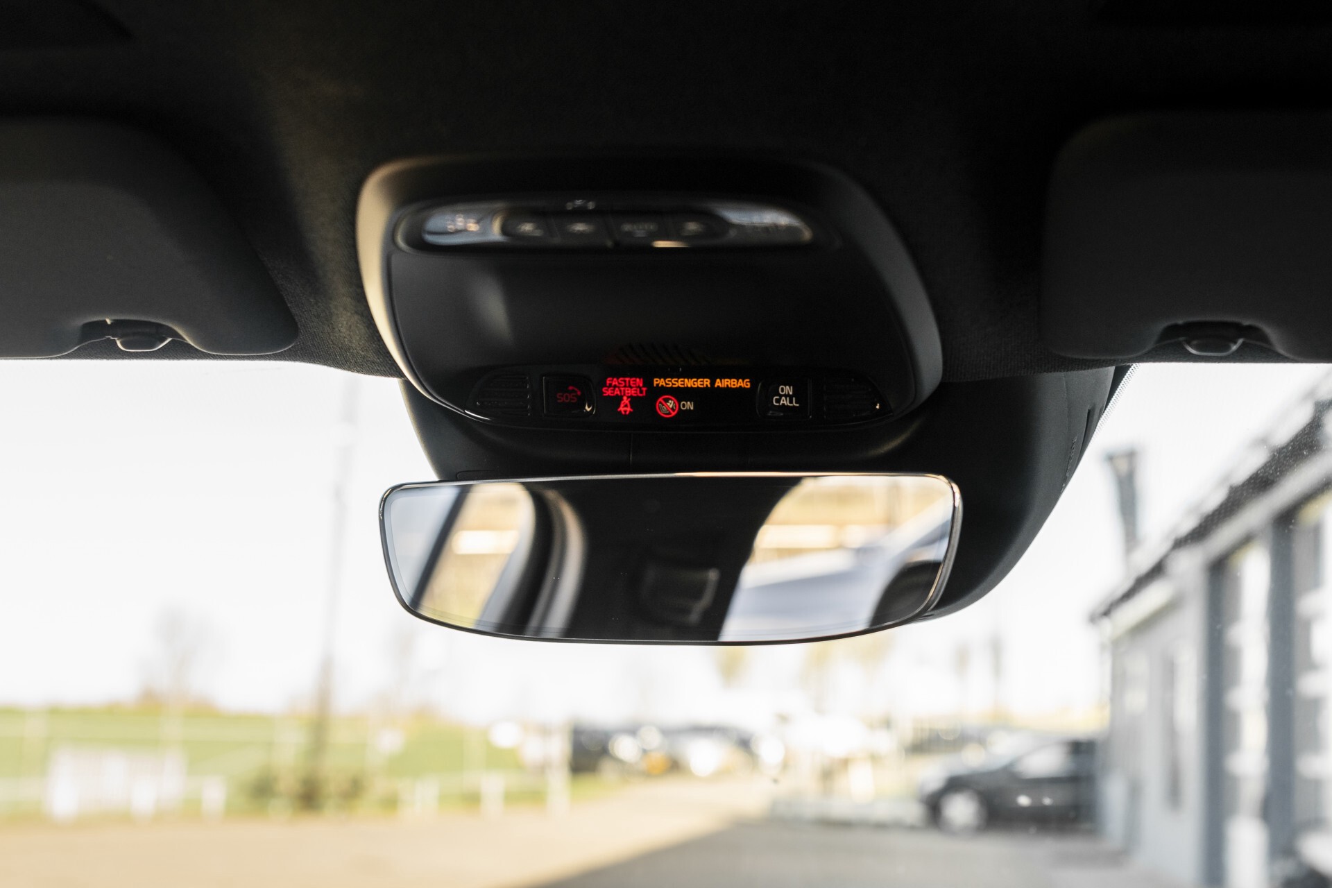 Volvo XC40 2.0 T4 R-Design Leder/19"/Intellisafe Pro Line/PrivacygBusiness Pack/Privacyglas Aut8 . Foto 34