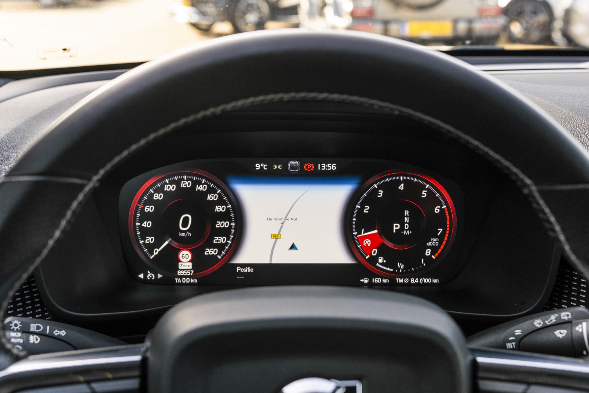 Volvo XC40 2.0 T4 R-Design Leder/19"/Intellisafe Pro Line/PrivacygBusiness Pack/Privacyglas Aut8 . Foto 9