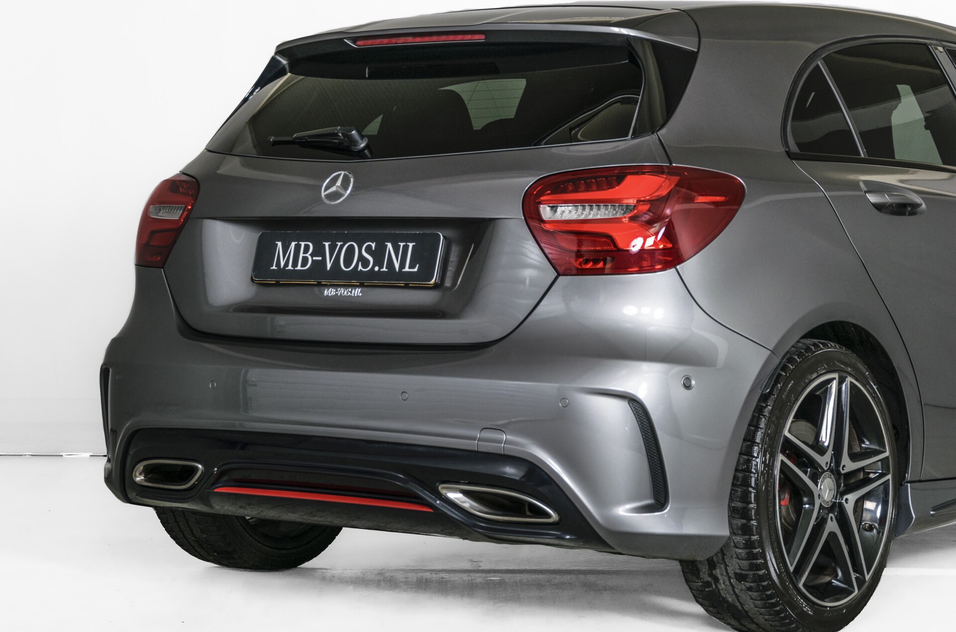 Mercedes-Benz A-Klasse 250 Sport Edition AMG 4-M Exclusiefpakket/Night/Camera/Harman-Kardon/Mem Aut7 Foto 41