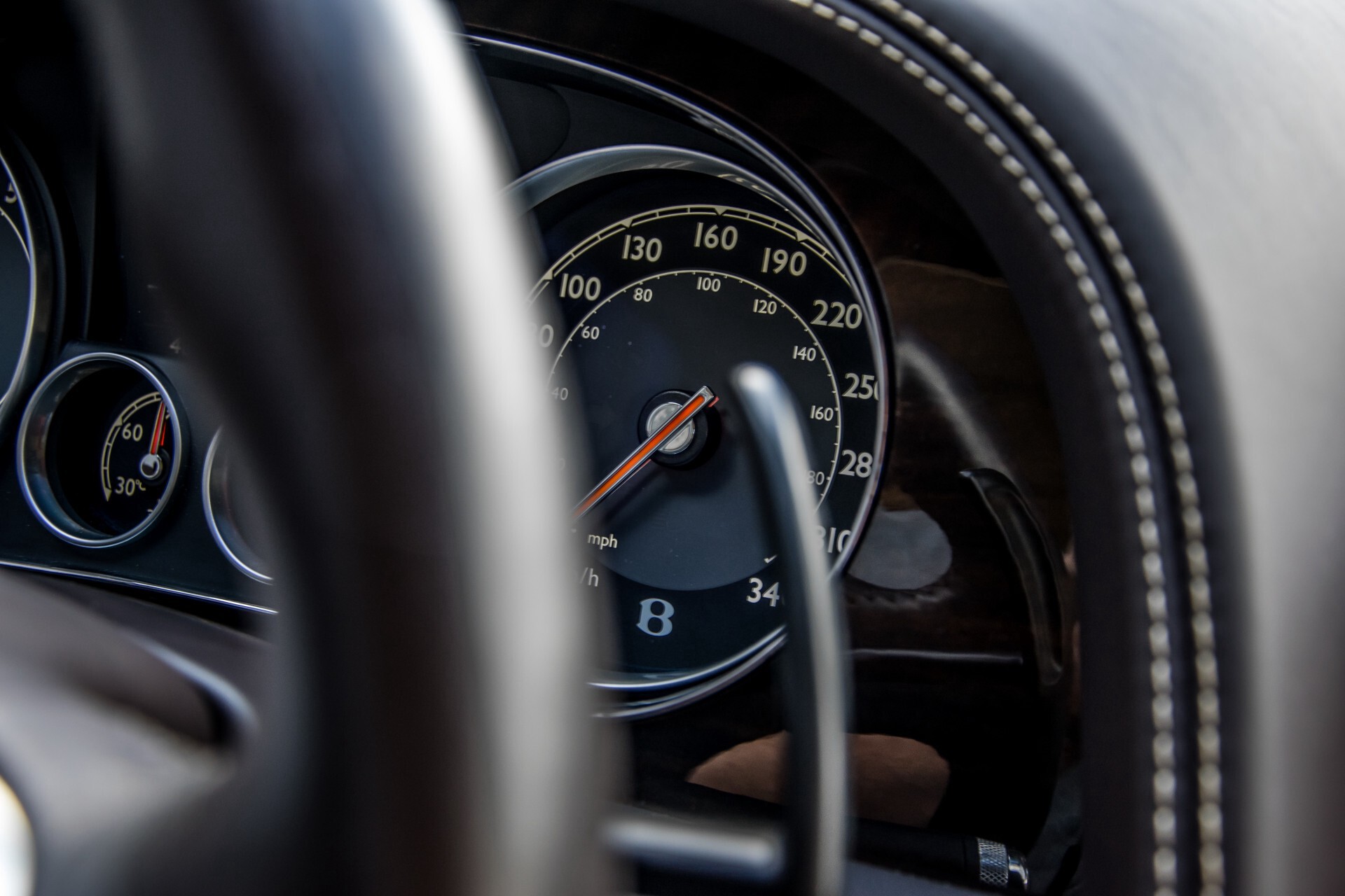 Bentley Continental GT 4.0 V8 GTC Havannabruin Aut8 Foto 25