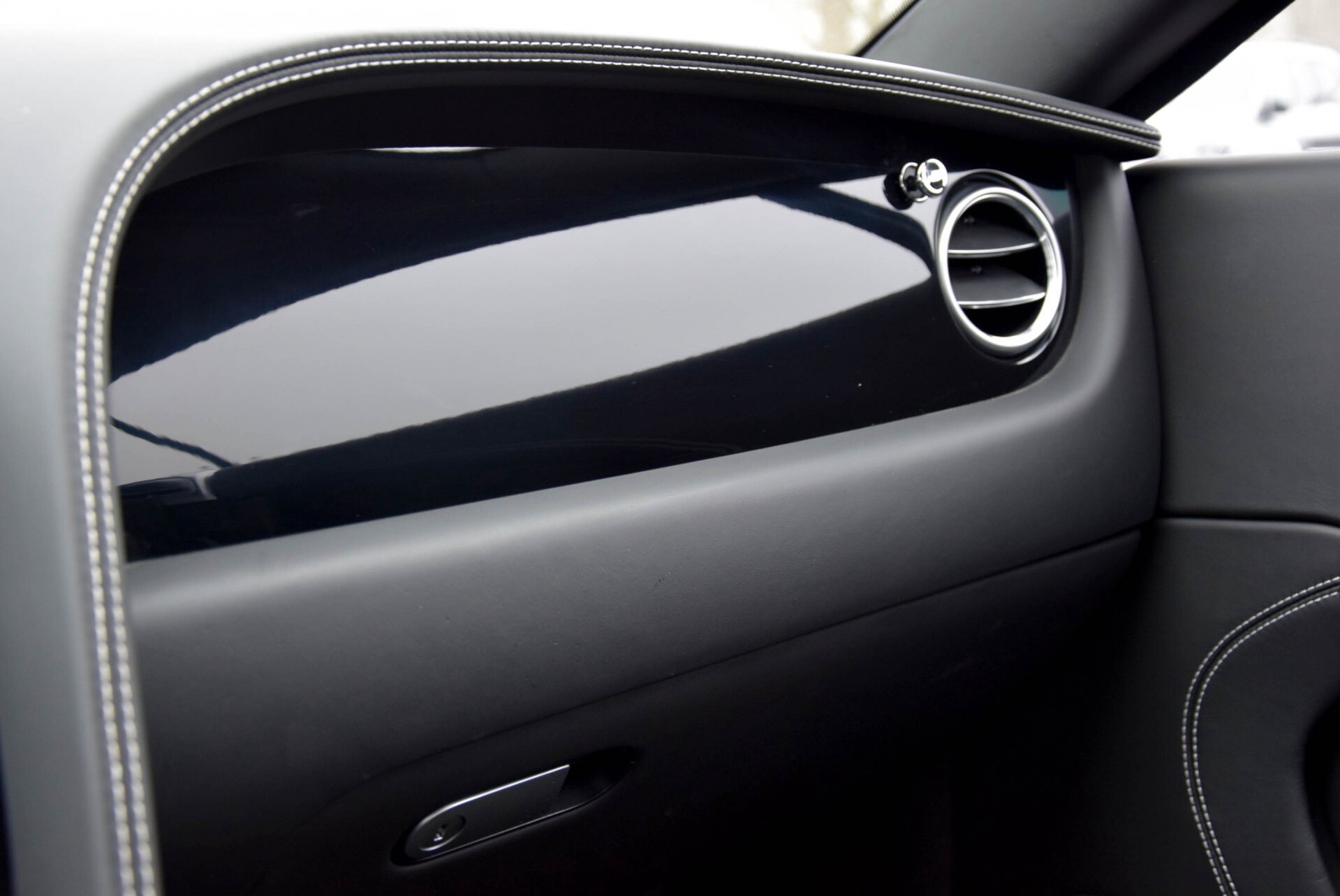 Bentley Continental GT 4.0 V8 GT Mulliner NL Auto | New Service Aut8 Foto 19