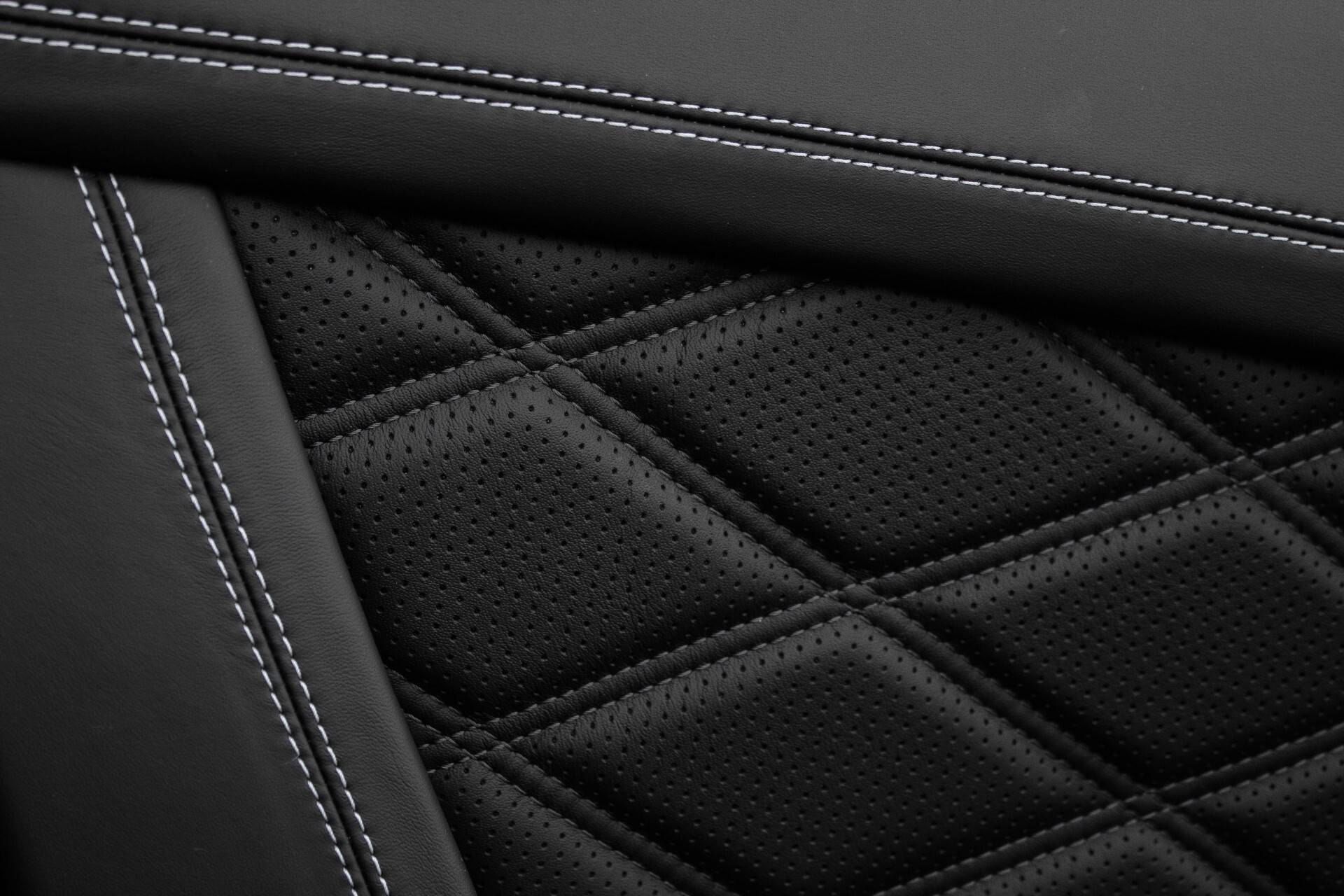 Bentley Continental GT 4.0 V8 GT Mulliner NL Auto | New Service Aut8 Foto 23