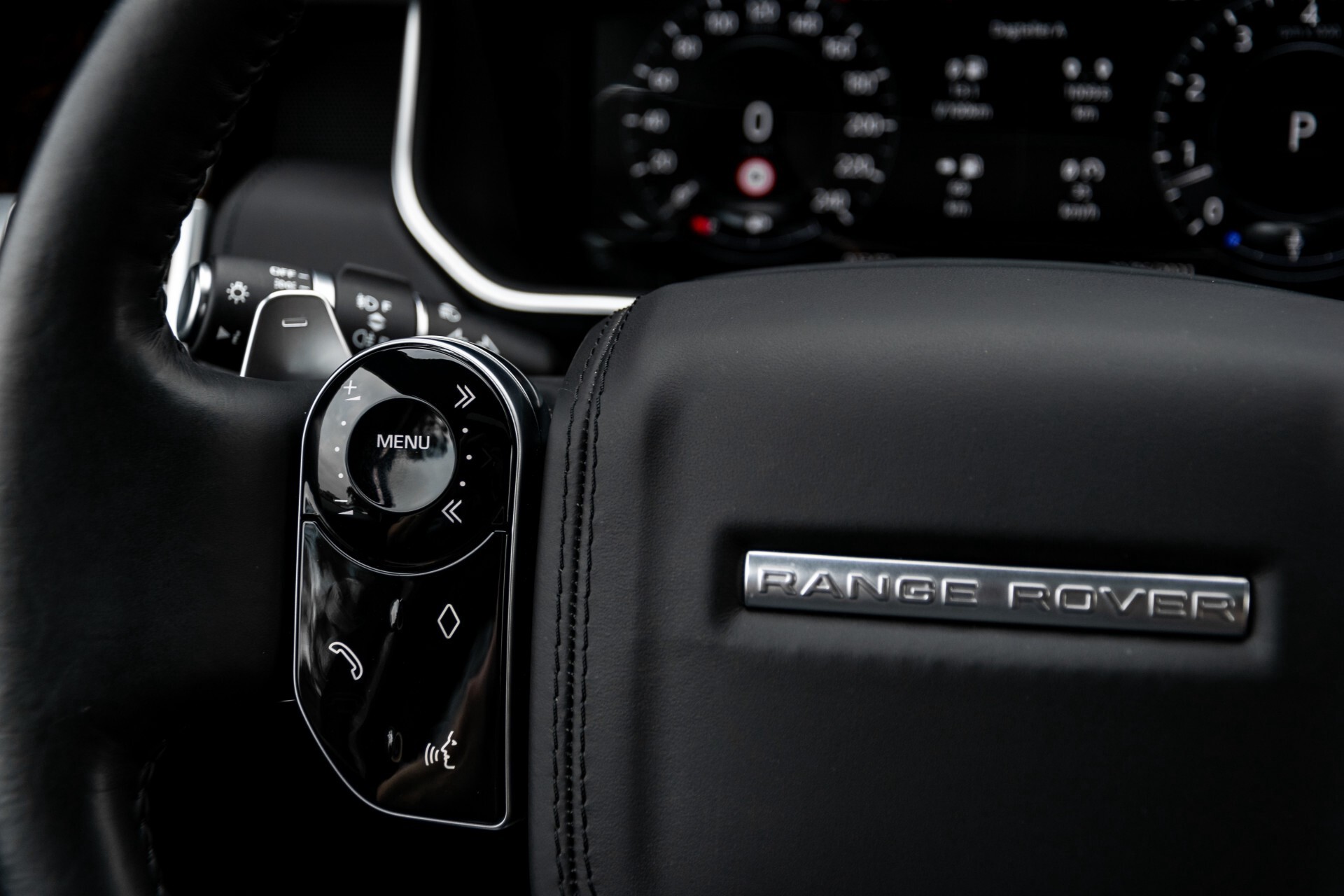 Land Rover Range Rover 3.0 P400 MHEV Long Wheelbase Autobiography Aut8 Foto 10
