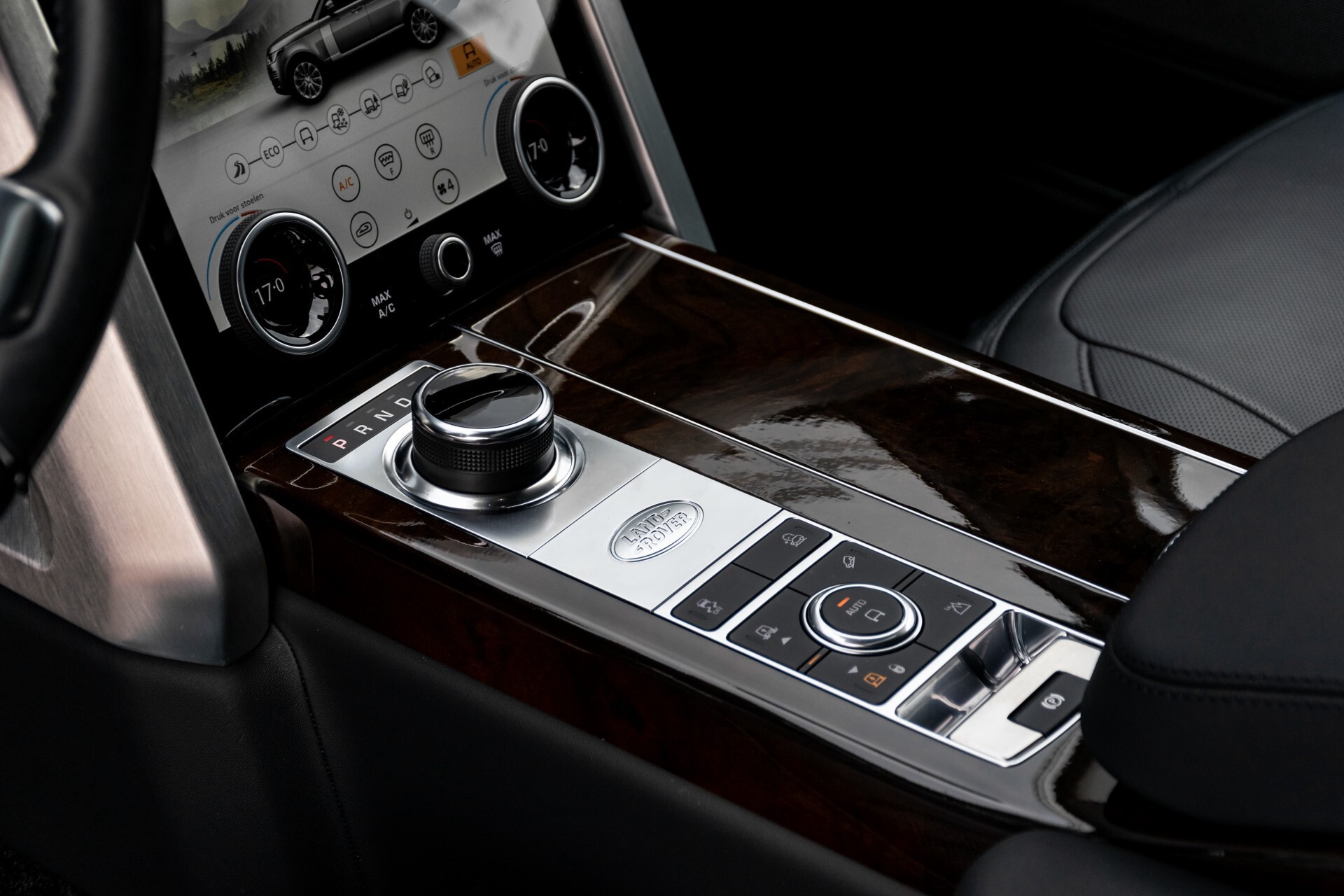 Land Rover Range Rover 3.0 P400 MHEV Long Wheelbase Autobiography Aut8 Foto 19