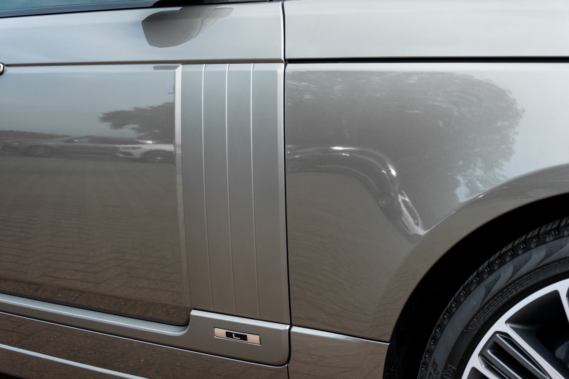 Land Rover Range Rover 3.0 P400 MHEV Long Wheelbase Autobiography Aut8 Foto 64