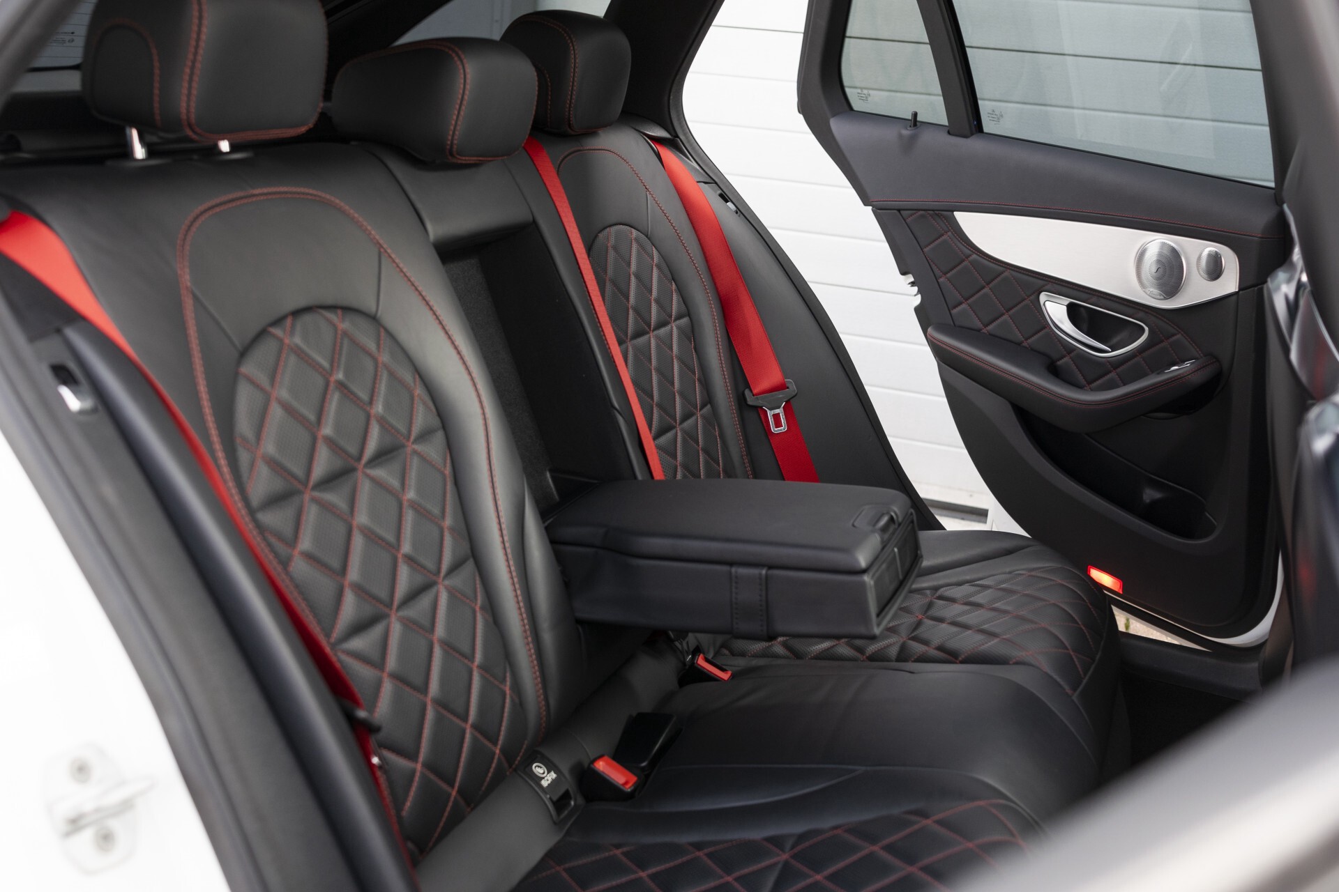 Mercedes-Benz C-Klasse Estate 63 AMG S Edition 1 Drivers Package/HUD/Burmester/Panorama/Performance uitlaat/Camera/Mem Aut7 Foto 4