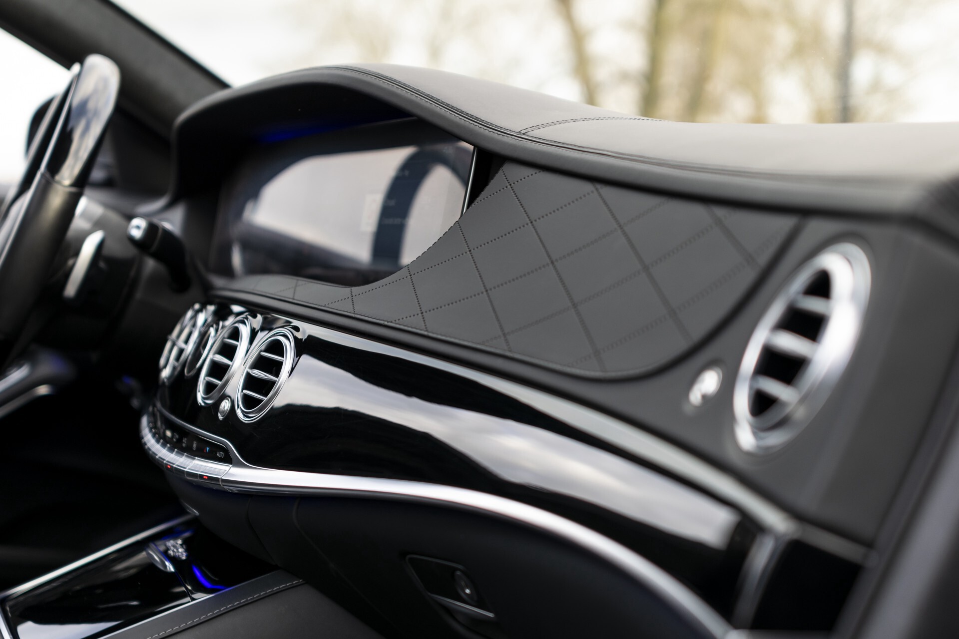 Mercedes-Benz S-Klasse 400d 4-M Lang Exclusive Full Options Aut9 Foto 27