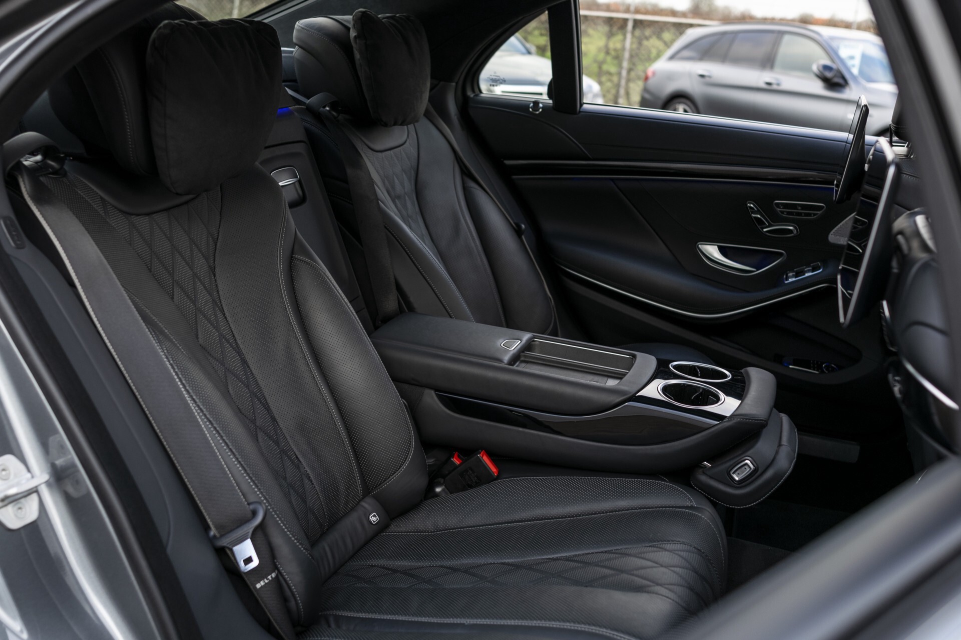 Mercedes-Benz S-Klasse 400d 4-M Lang Exclusive Full Options Aut9 Foto 4