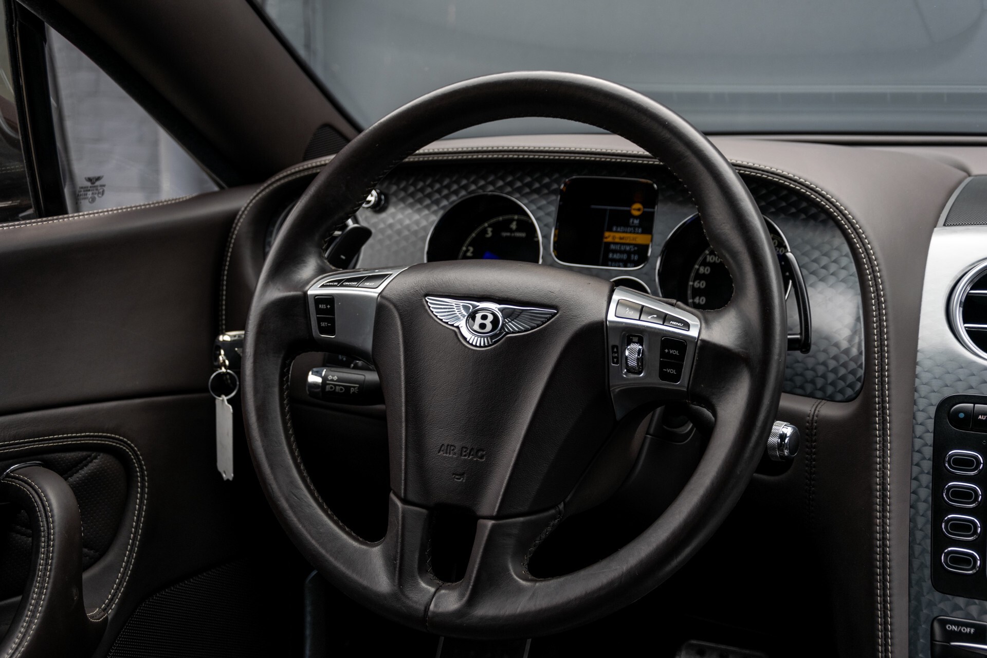 Bentley Continental GT 6.0 W12 GT Speed Ceramic Brakes | Mulliner | Standkachel | Keyless Aut6 Foto 7